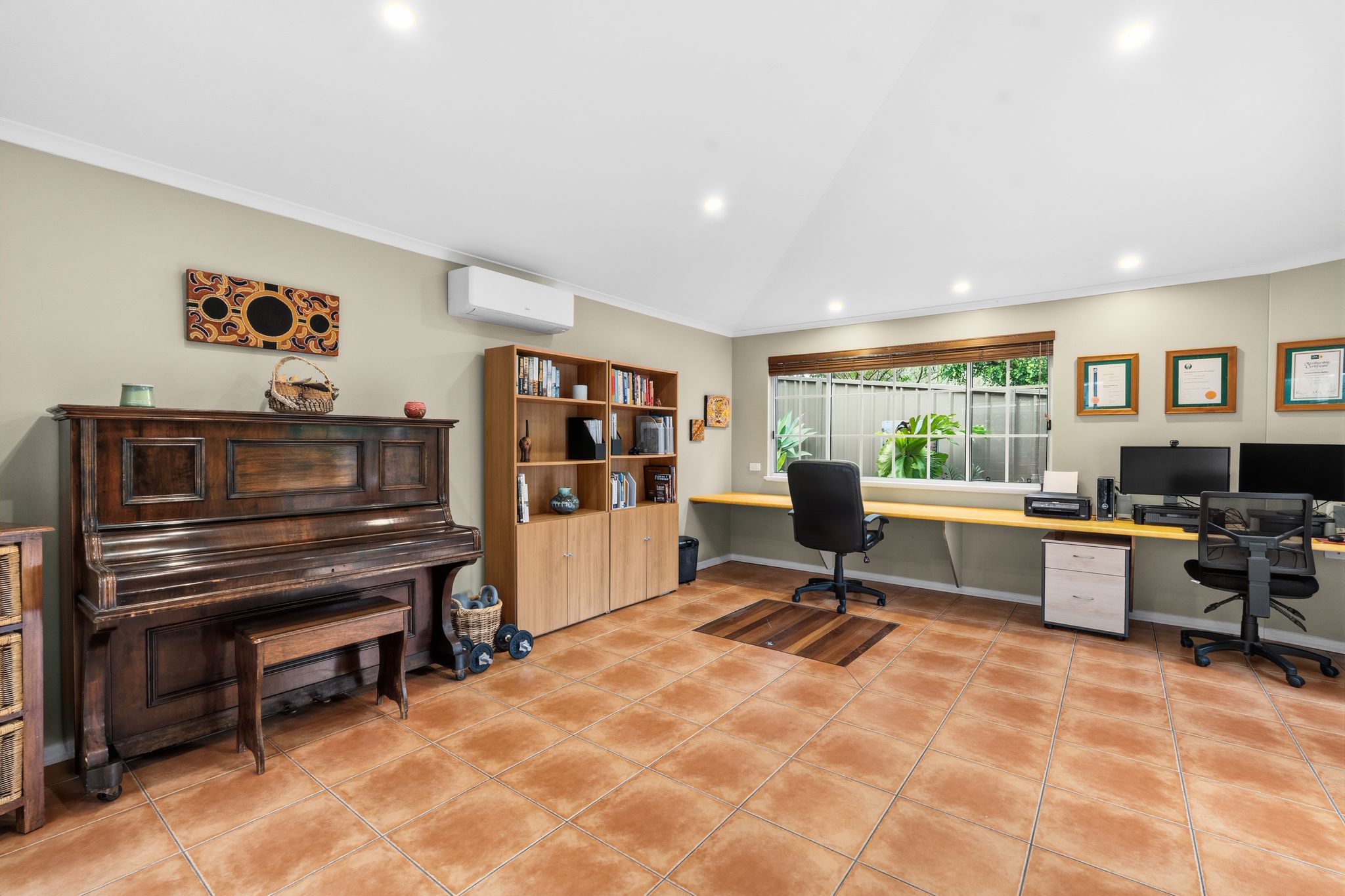 13 Krowalle Crescent — photo 14 of 30