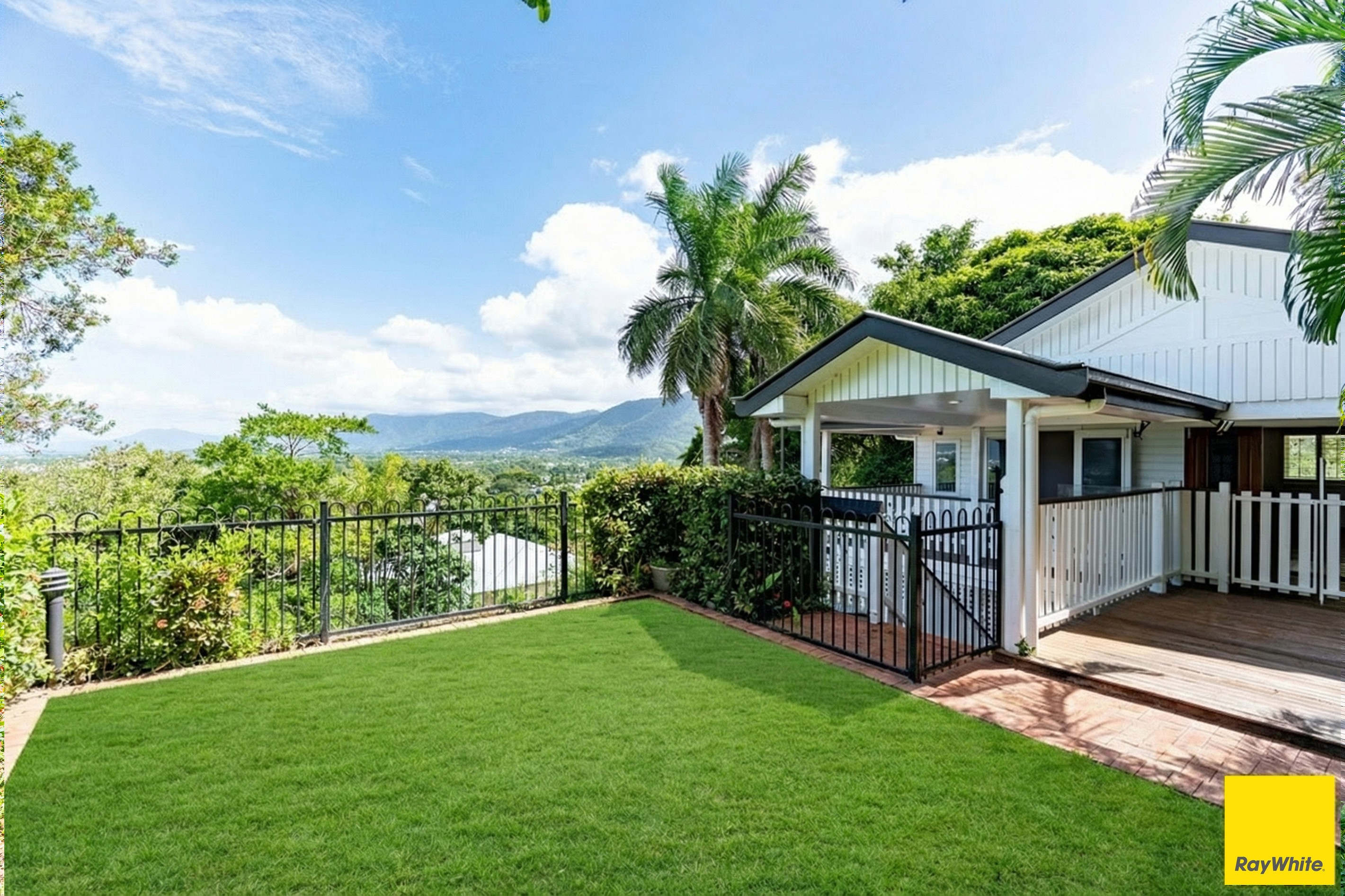 40-42 Walsh Street, Edge Hill, QLD 4870
