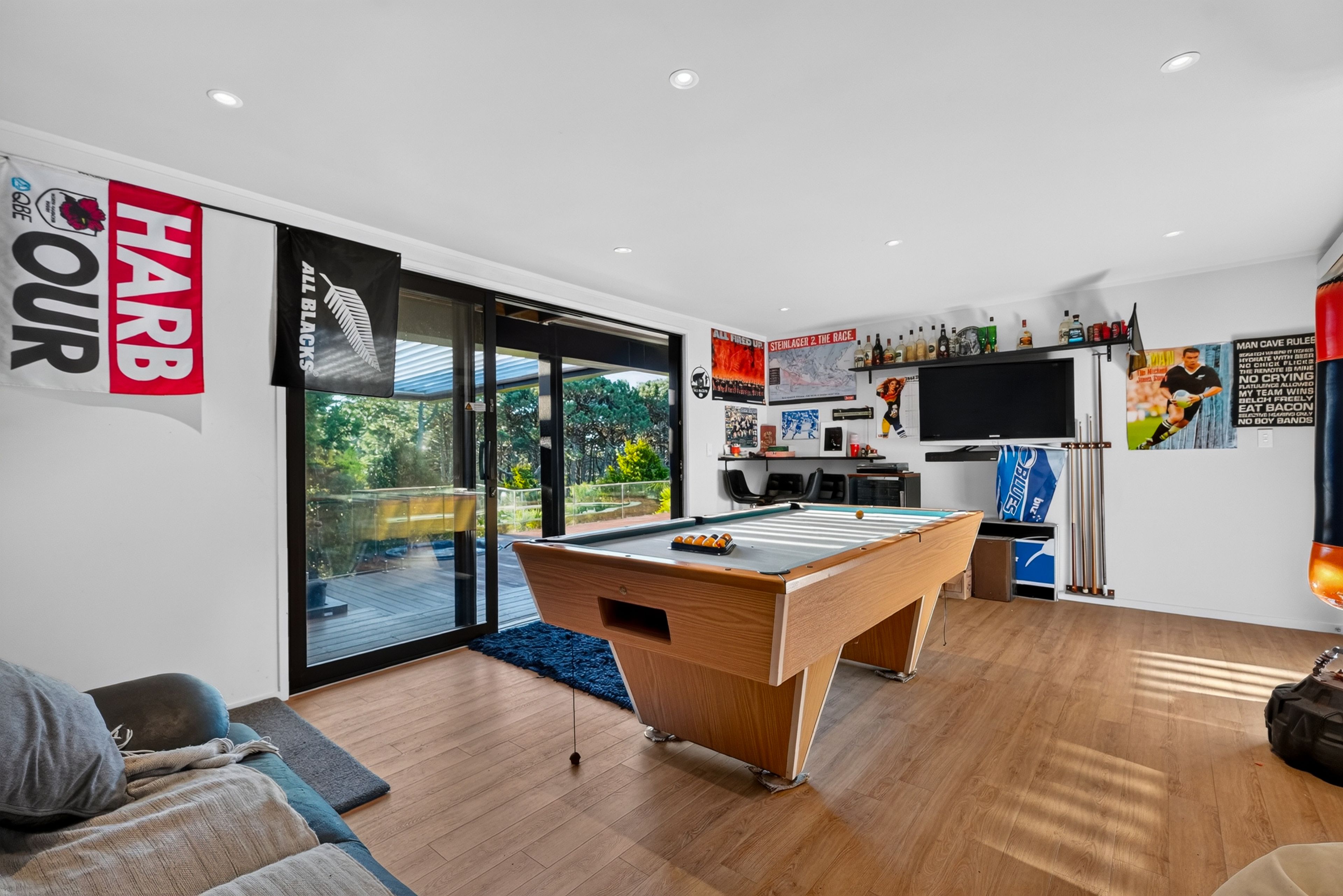 8 Aberdeen Road, Campbells Bay, North Shore City