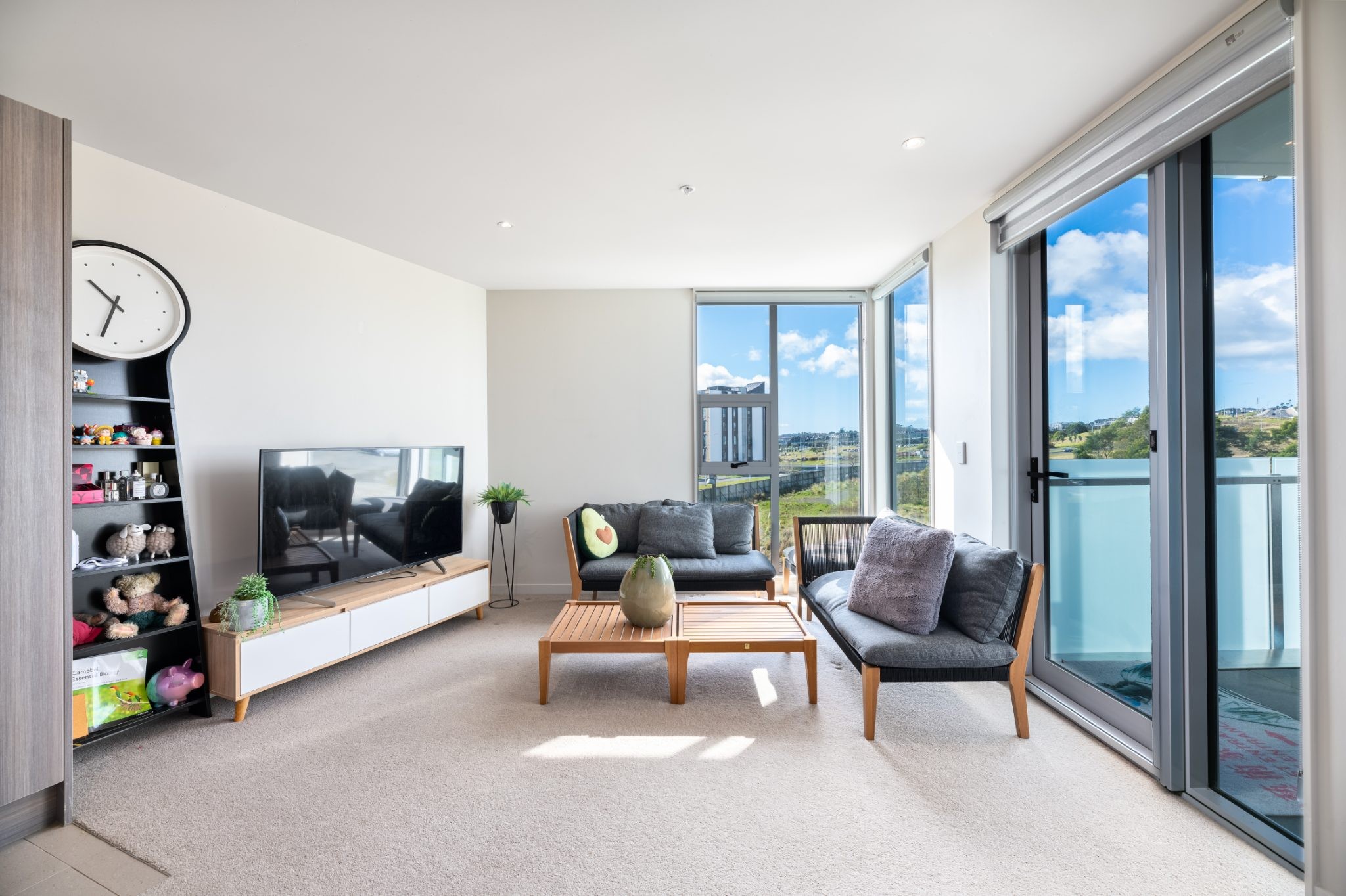 203/1 Rose Garden Lane, Albany, North Shore City
