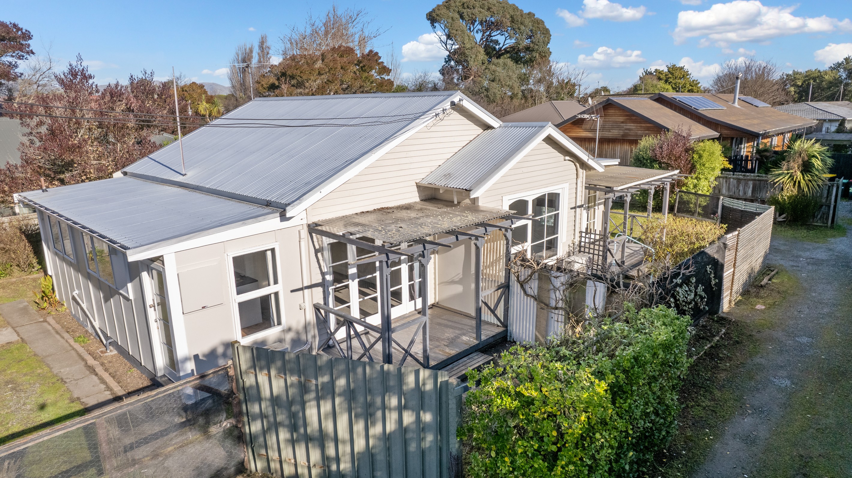 1 & 2/294 Keyes Road, New Brighton, Christchurch City