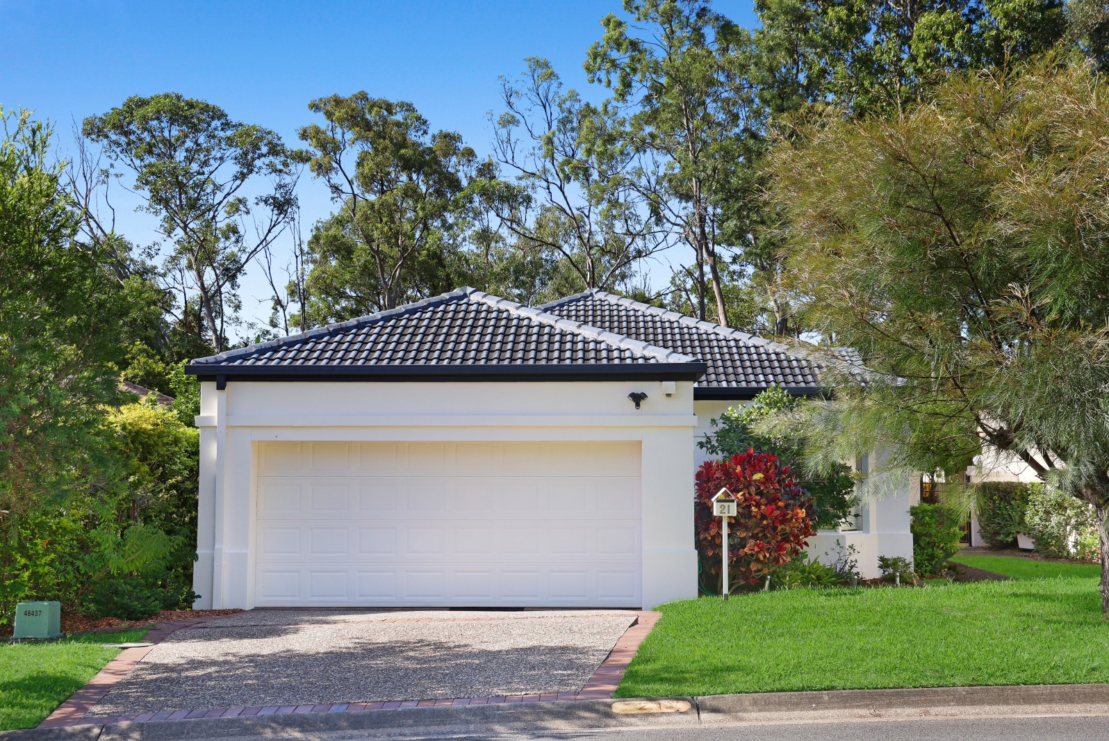 21 Dalloway Court, Arundel, QLD 4214