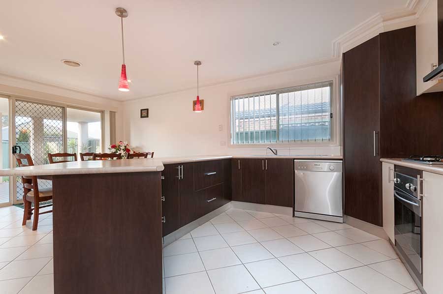 30 Fawkner Lane, Craigieburn, VIC 3064
