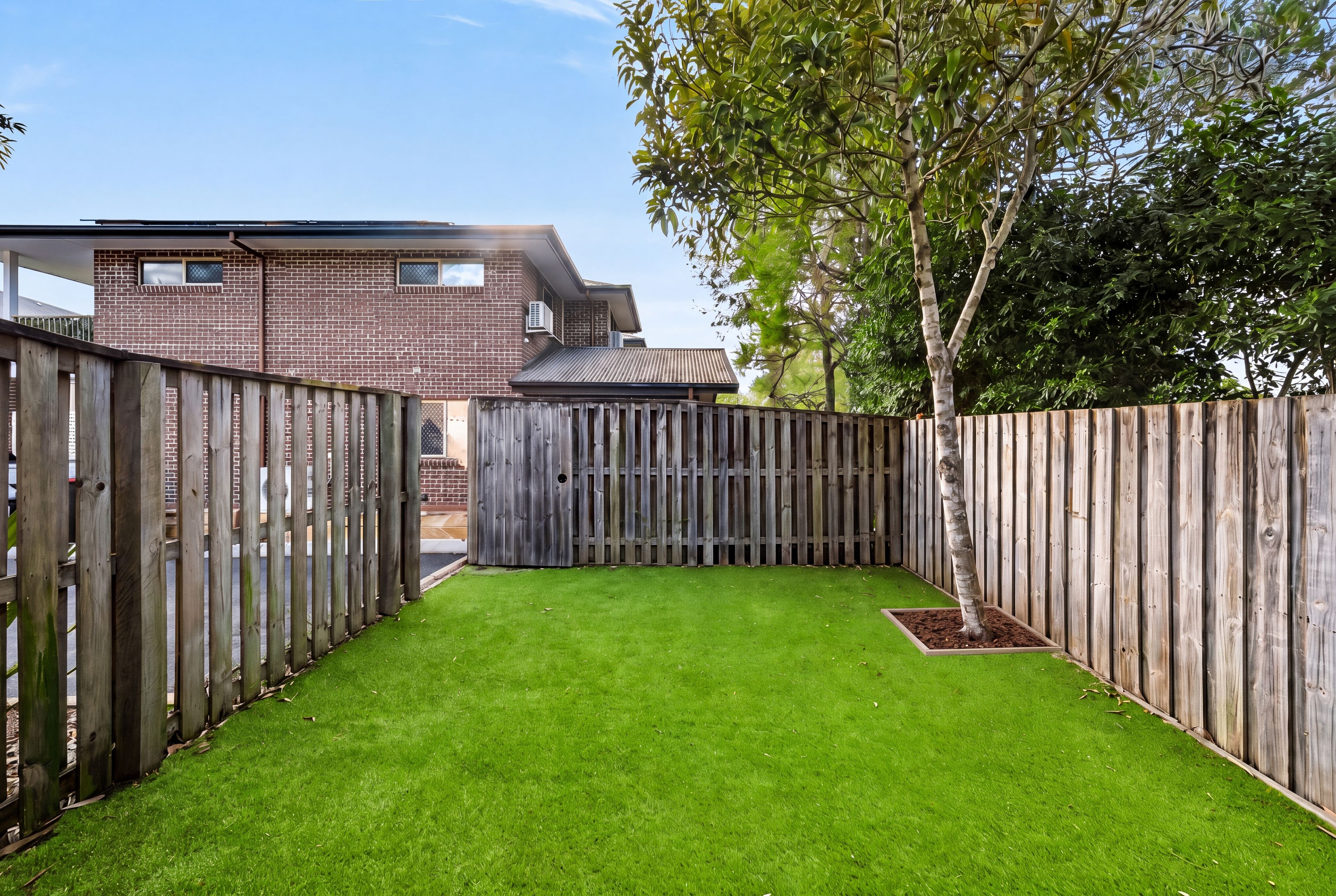 13/11 Tania Street — photo 10 of 24