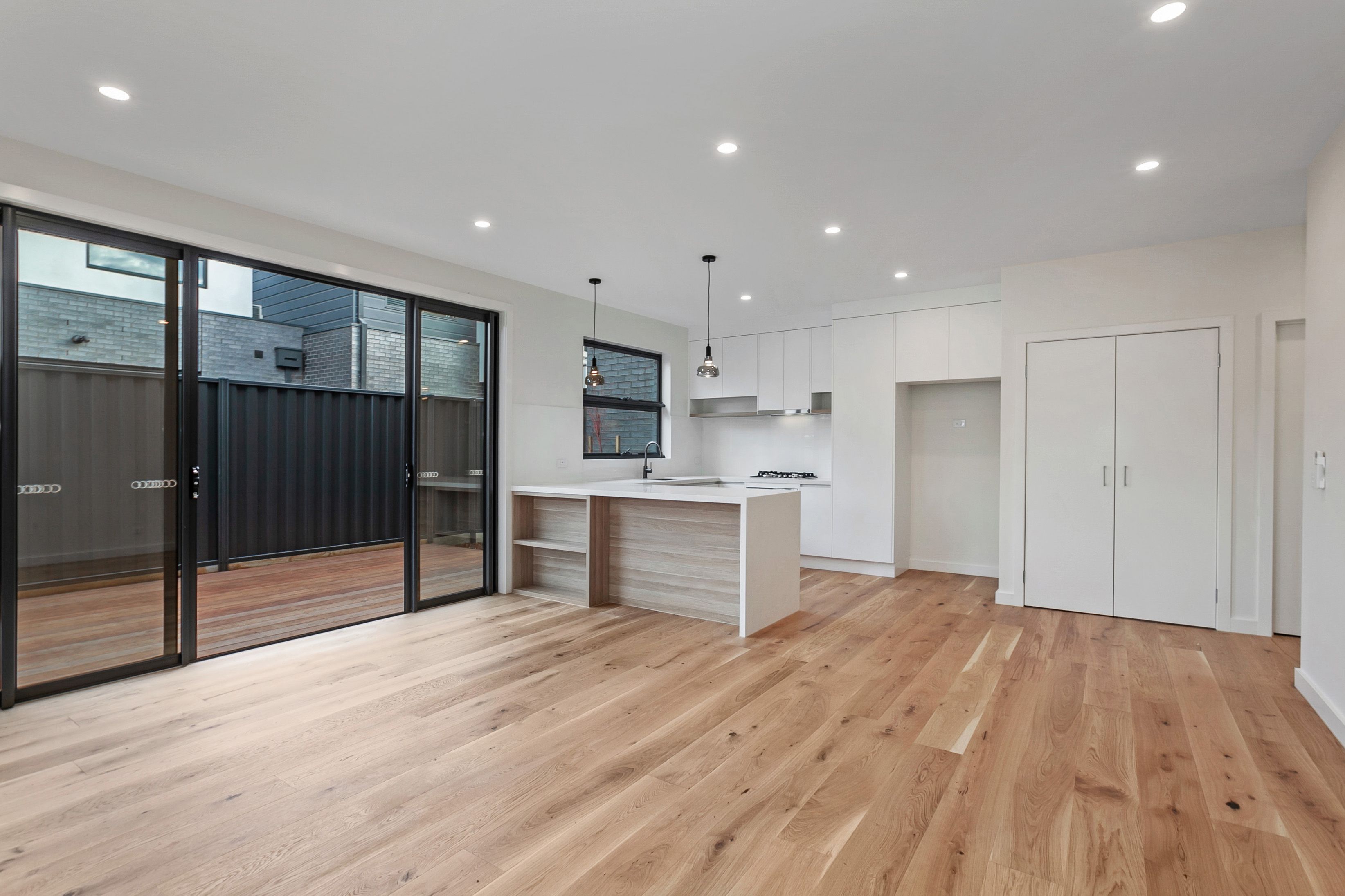 8/84-86 Howard Street, Reservoir, VIC 3073