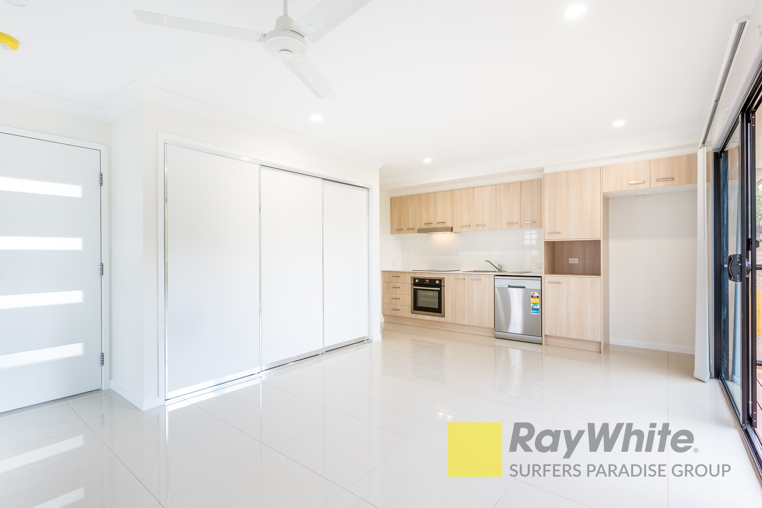 2/47 Ludwig Street, Leichhardt, QLD 4305