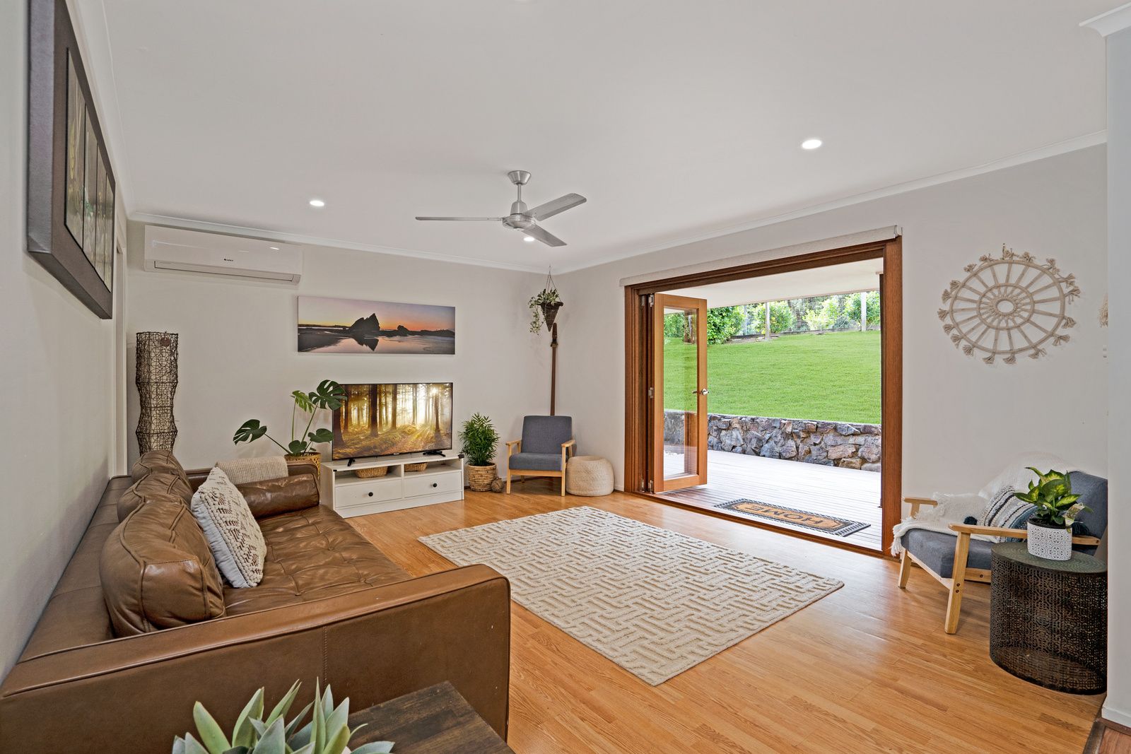 4 Coorabin Court, Tallebudgera, QLD 4228