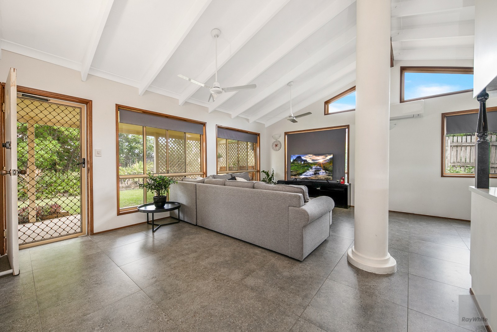 69 Hartley Street, Emu Park, QLD 4710