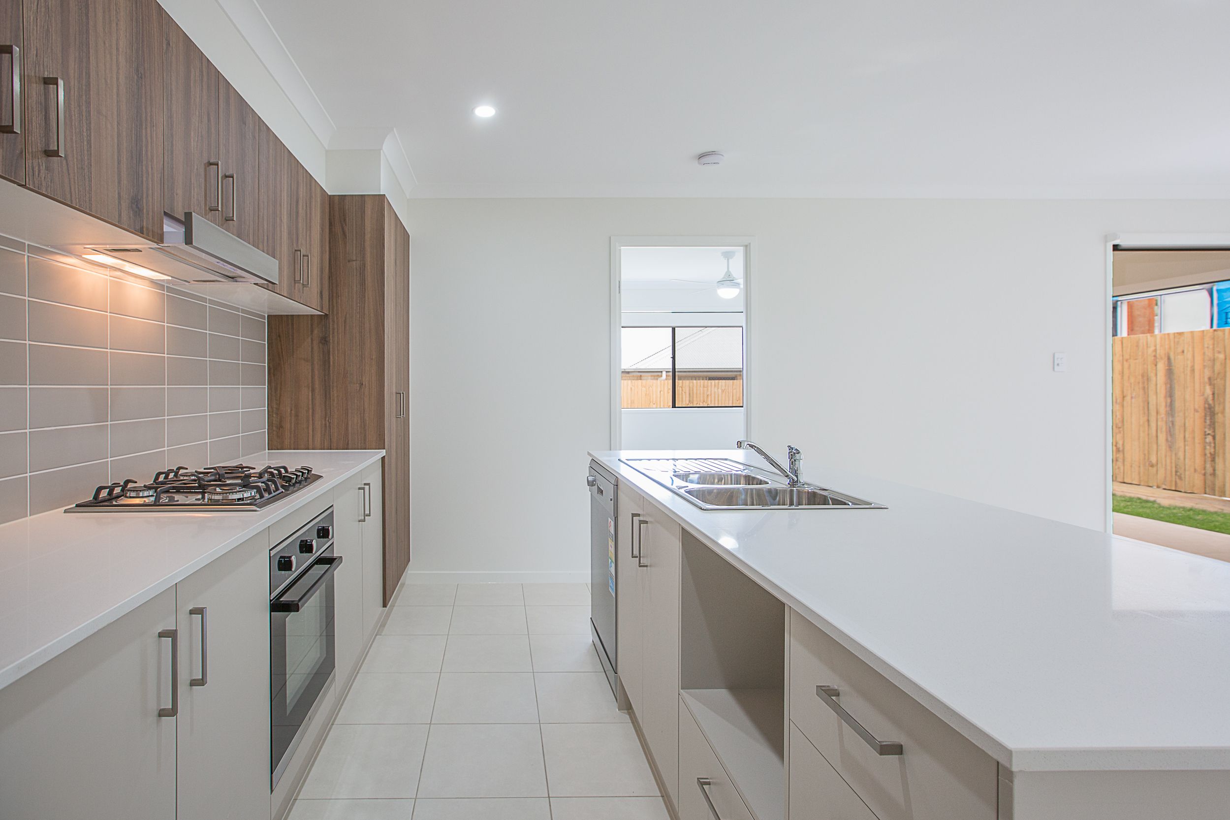 1/23 Reg Grundy Road, Ripley, QLD 4306