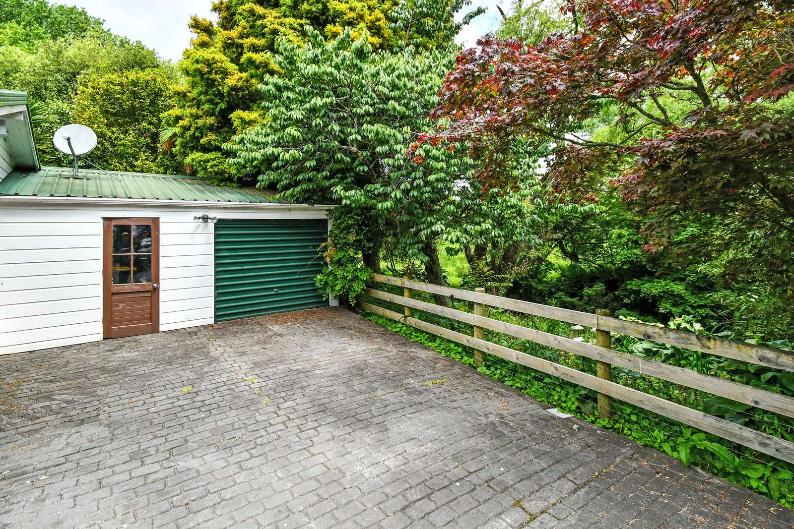 462 Karaka Road photo 1