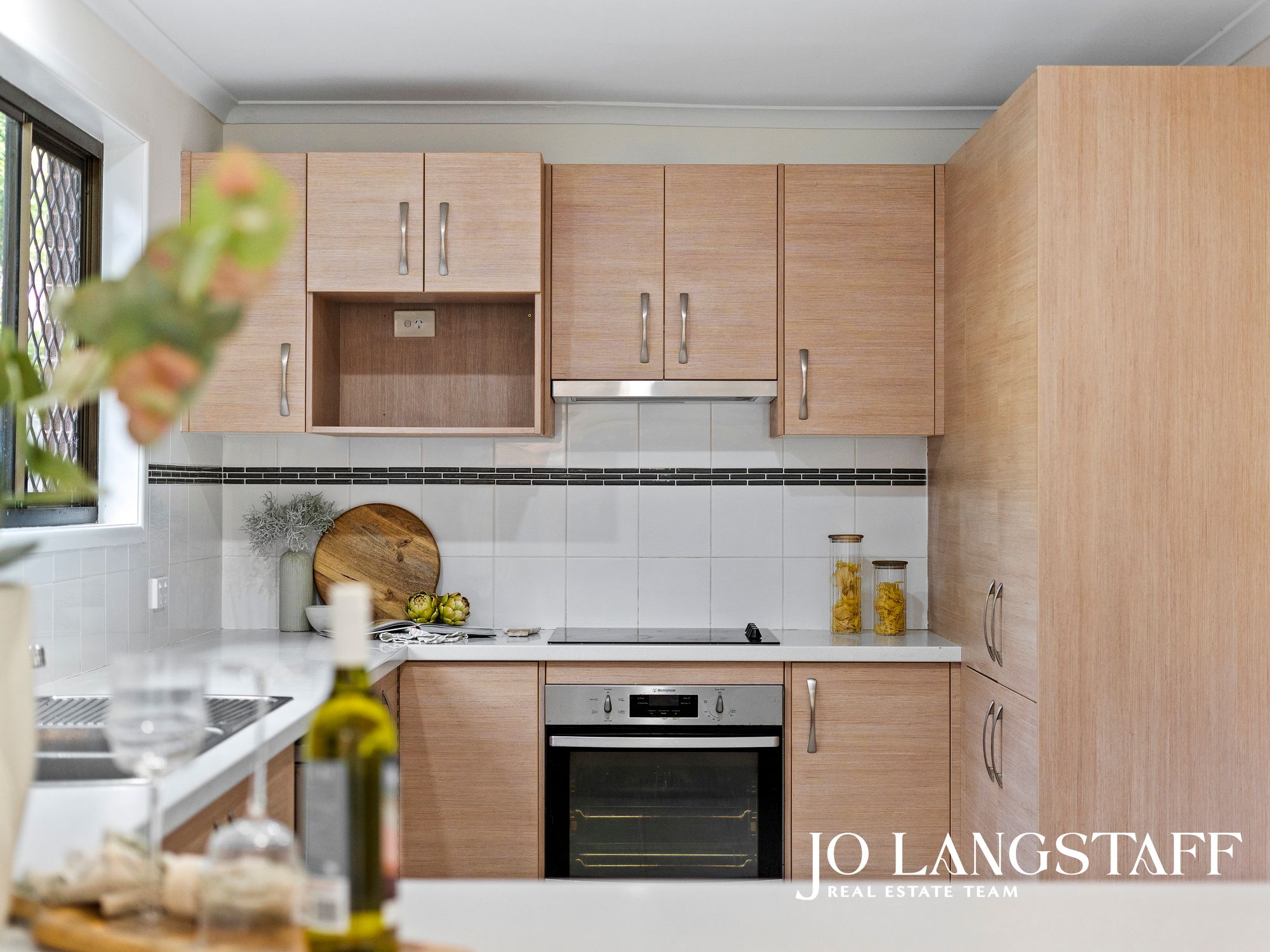134 Fig Tree Pocket Road — photo 3 of 28