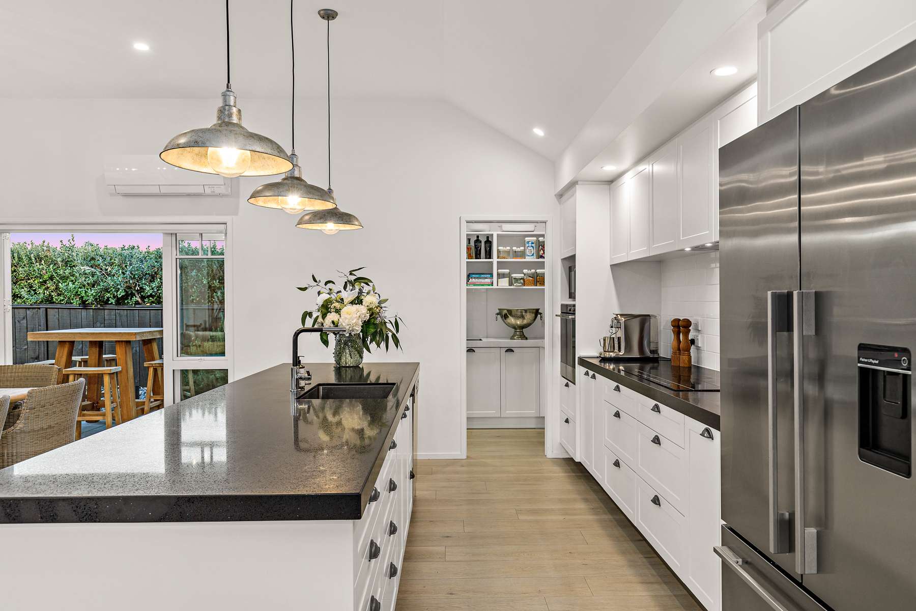 1 Tohora Crescent photo 4