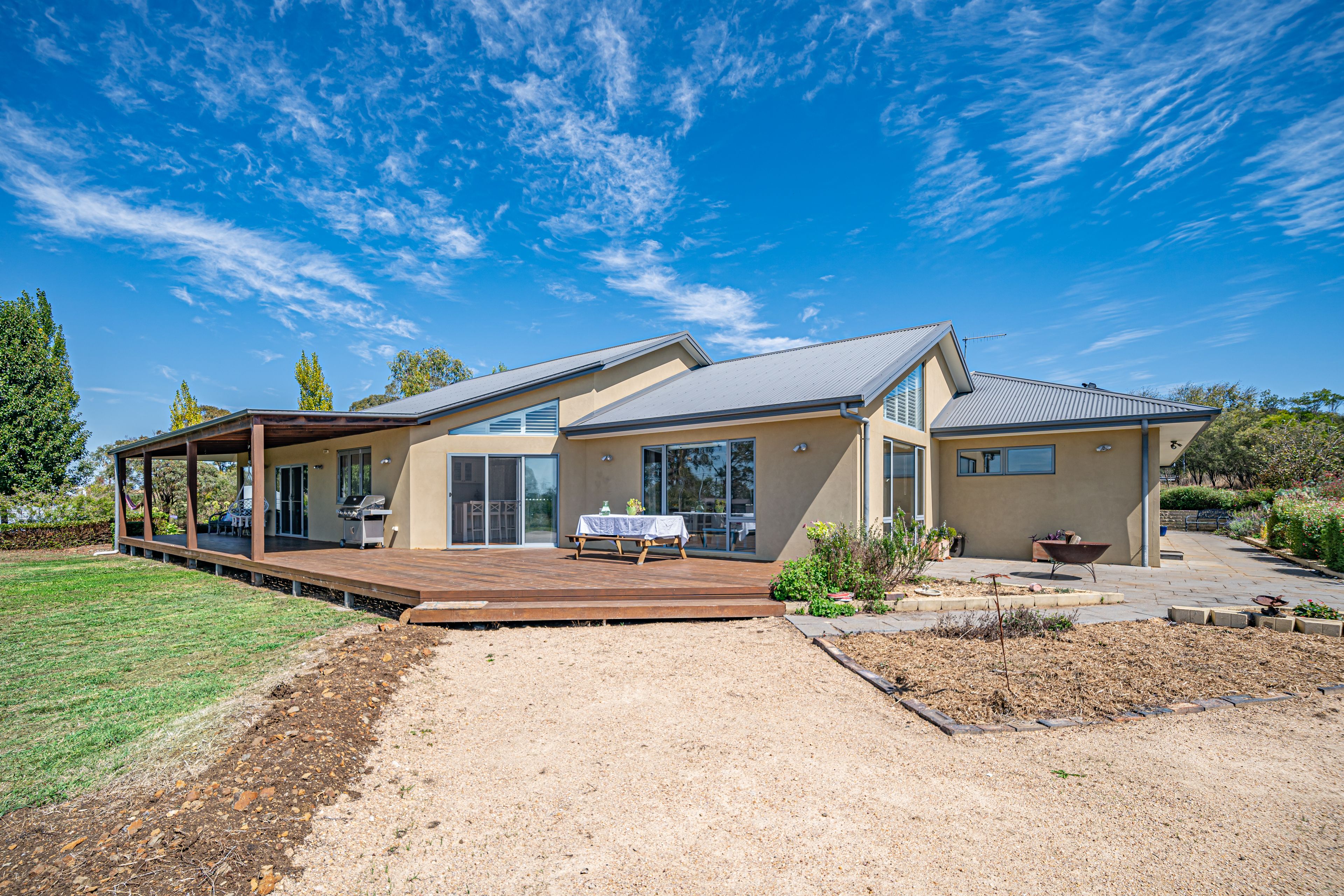 27 Durham Road, Armidale, NSW 2350