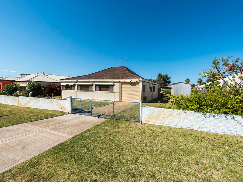 35 Griggs Way, Rockingham, WA 6168