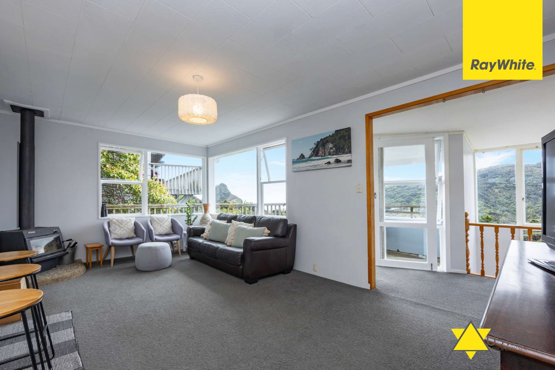 90 Seaview Road photo 6