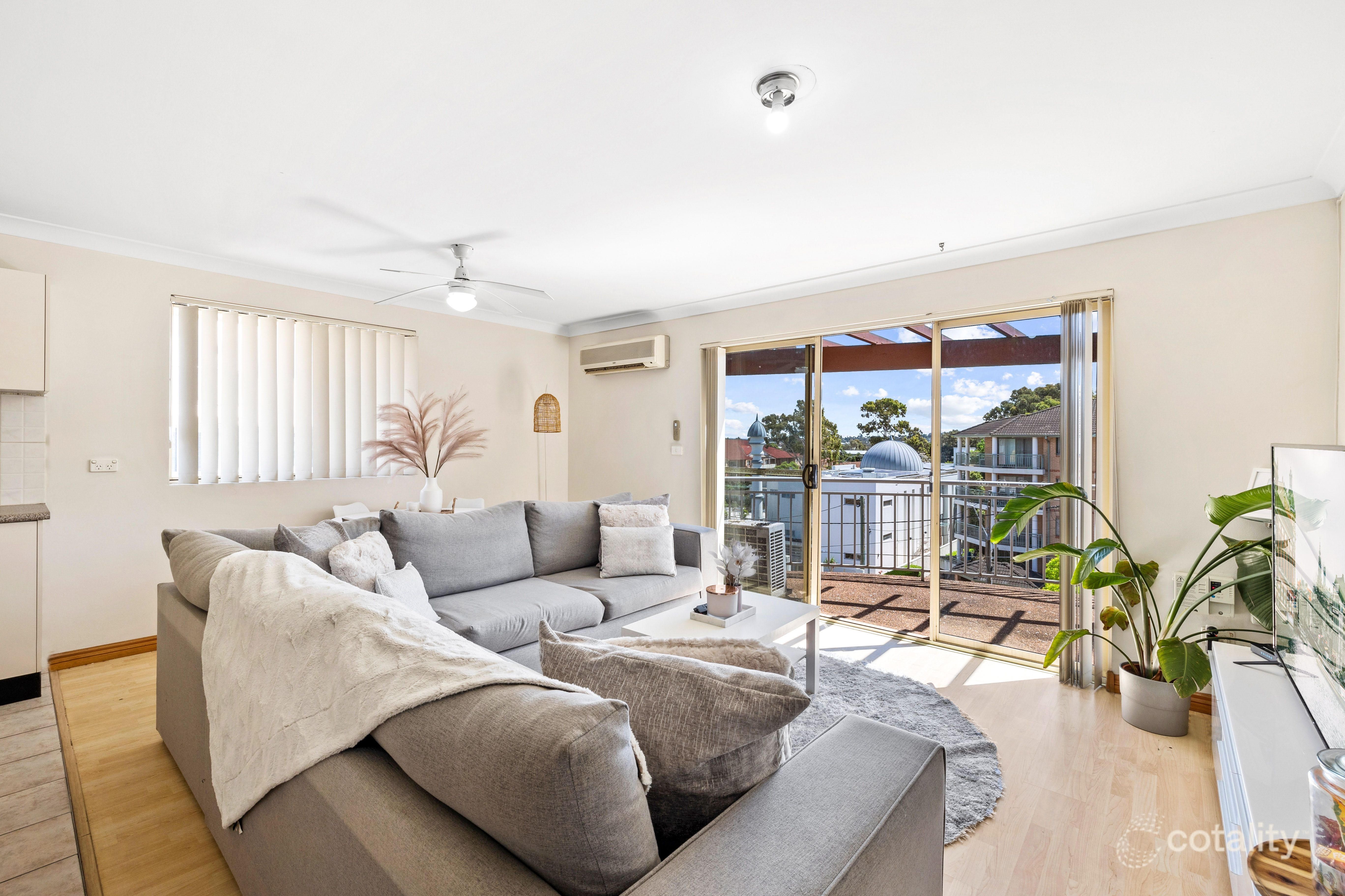 8 Fourth Avenue, Blacktown NSW 2148