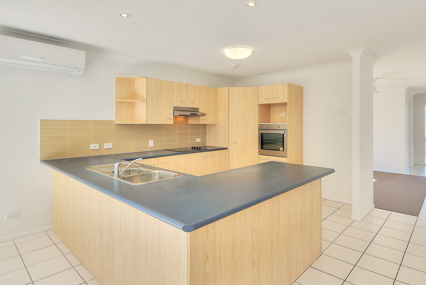 49 Kakadu Street — photo 4 of 12
