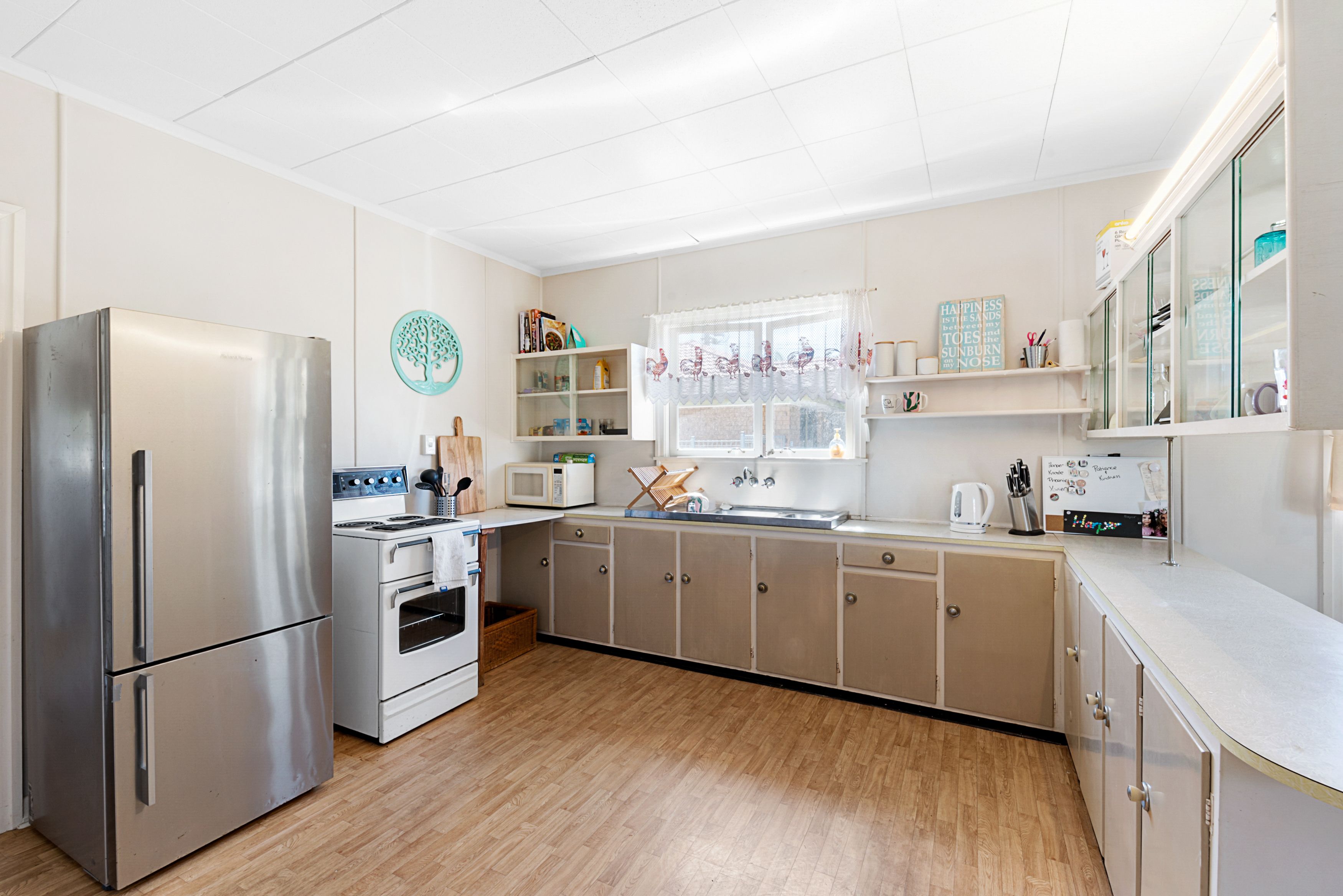 39 Victoria Avenue, Woody Point, QLD 4019