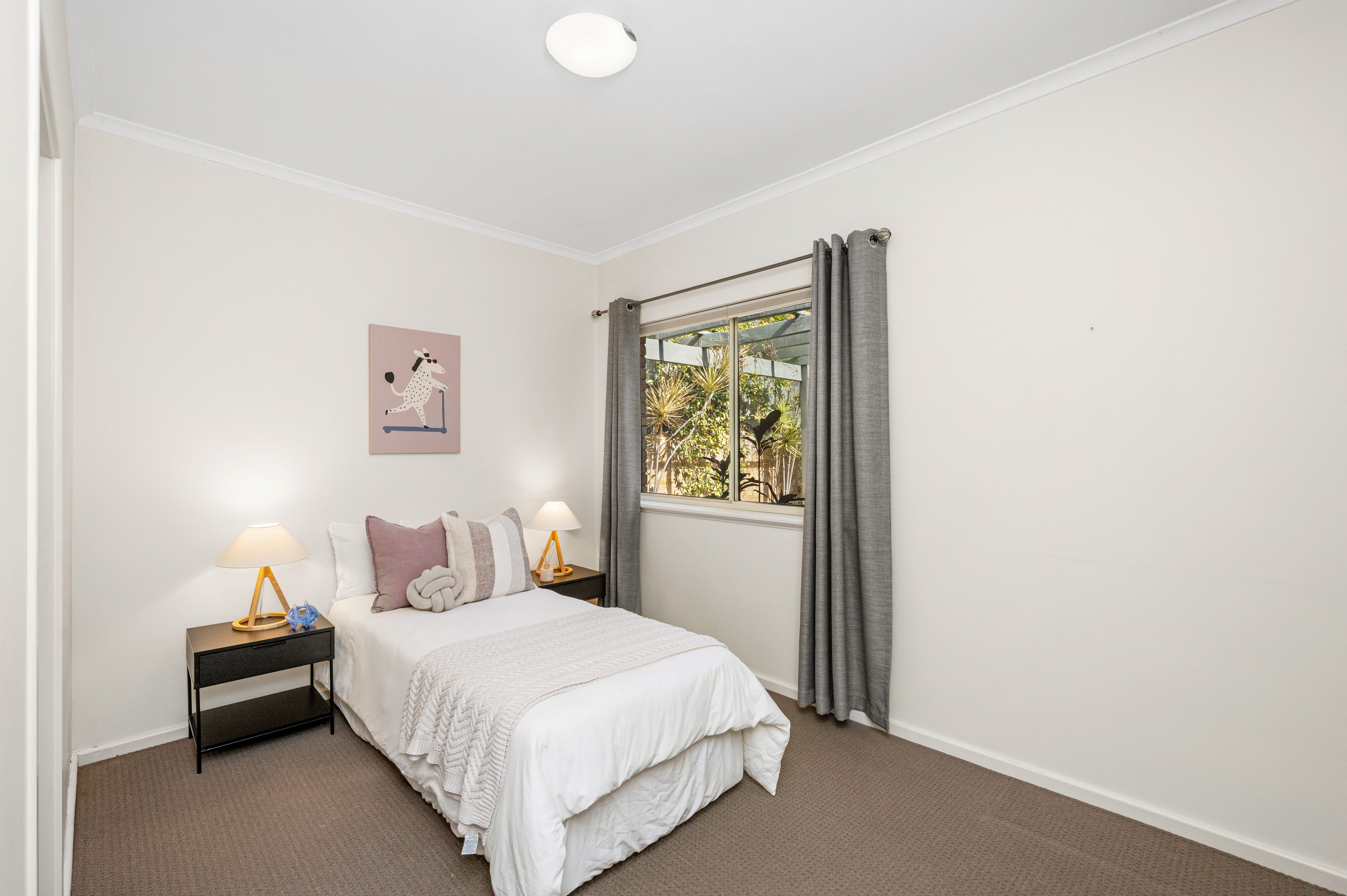53 Bournemouth Crescent — photo 15 of 19