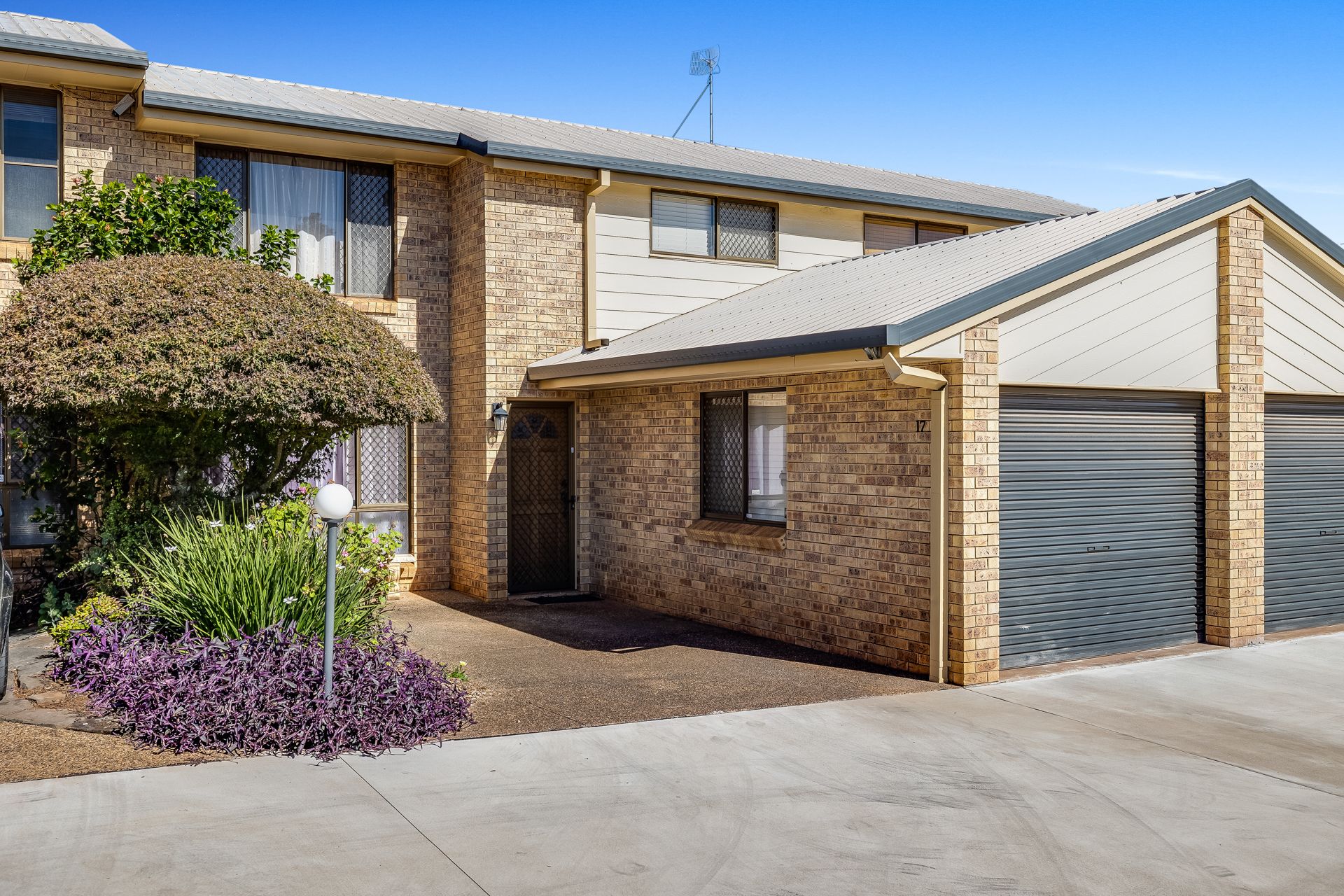25 Gladstone Street, Newtown QLD 4350