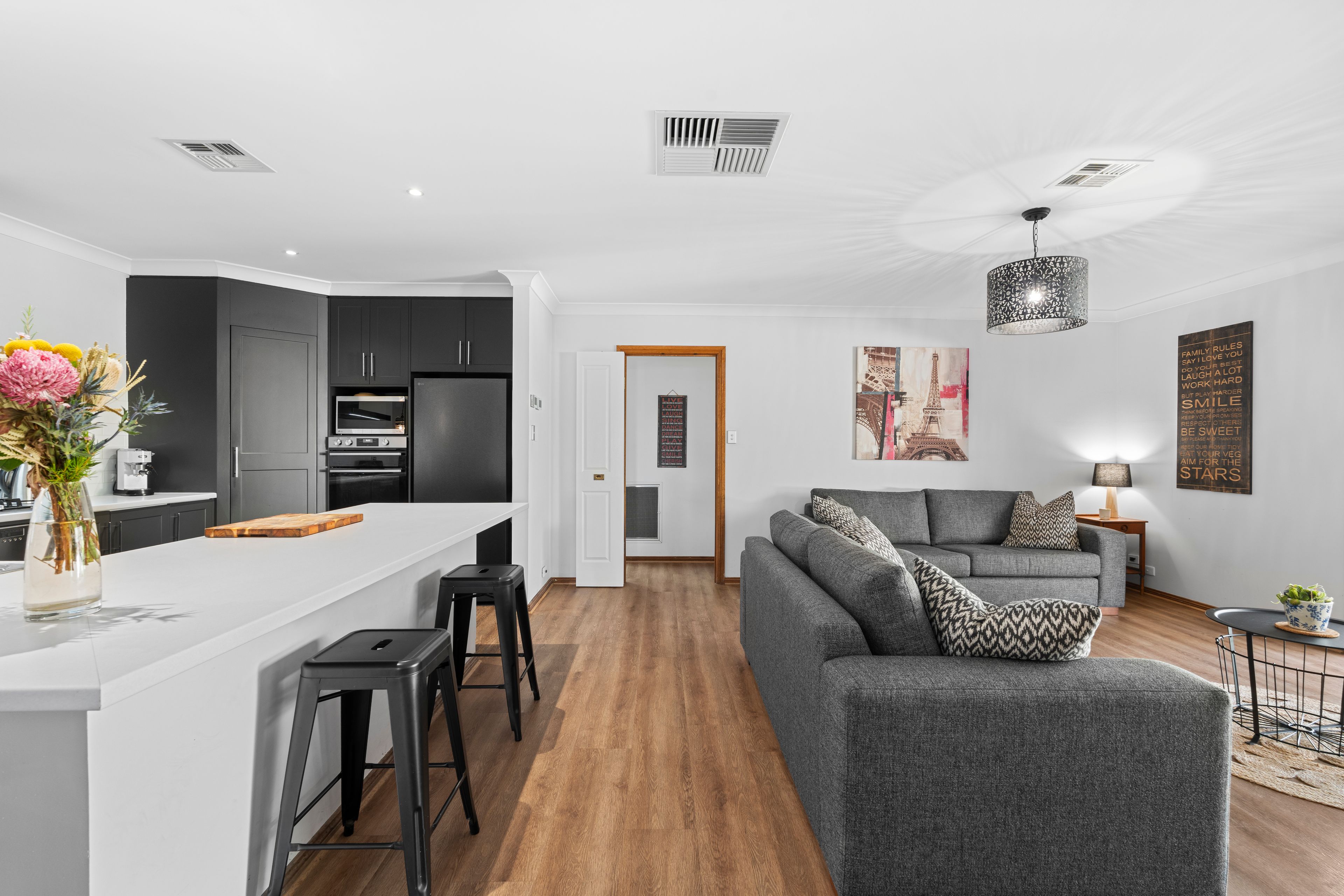 8 Blossom Terrace — photo 5 of 20