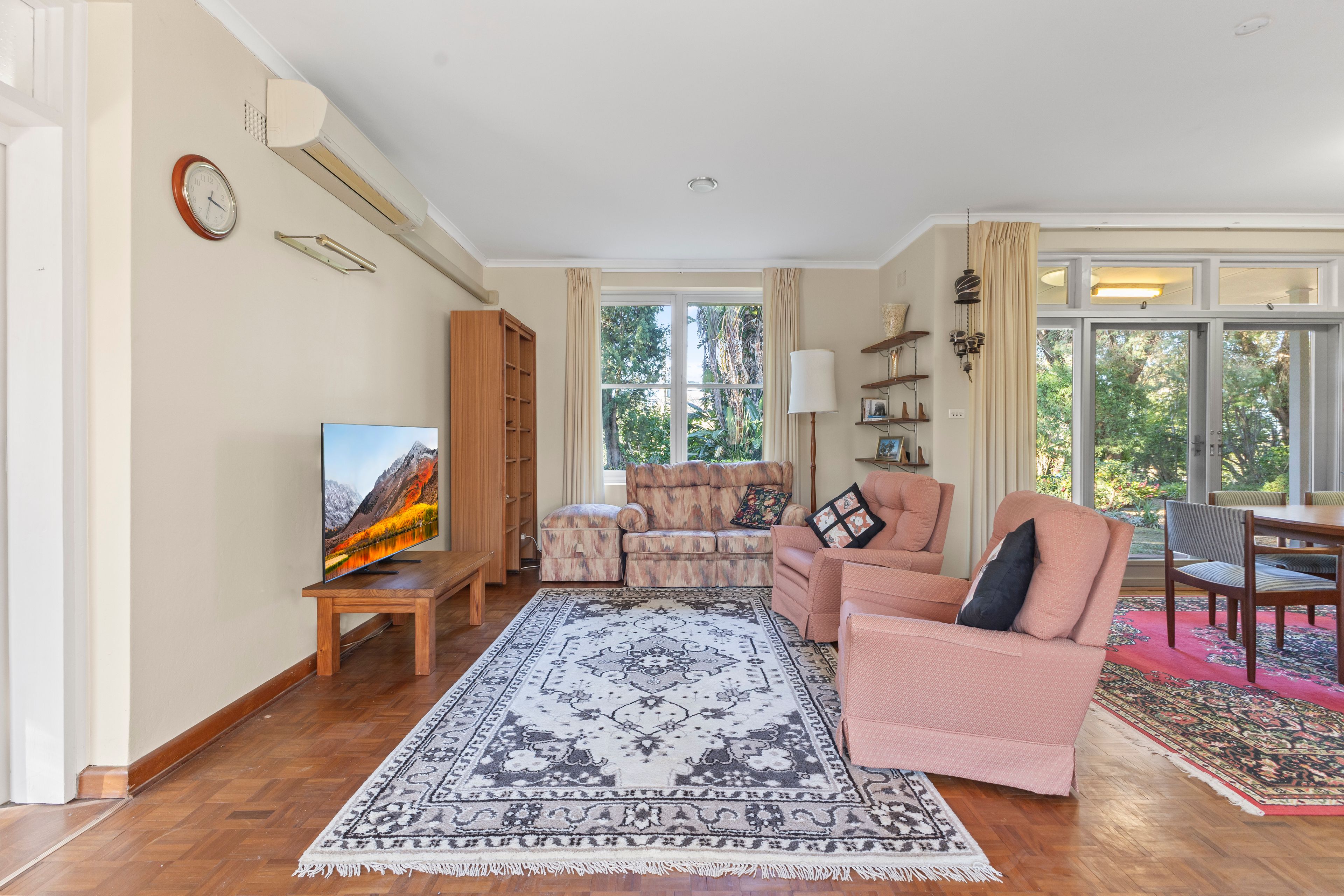 348 Bobbin Head Road — photo 3 of 23