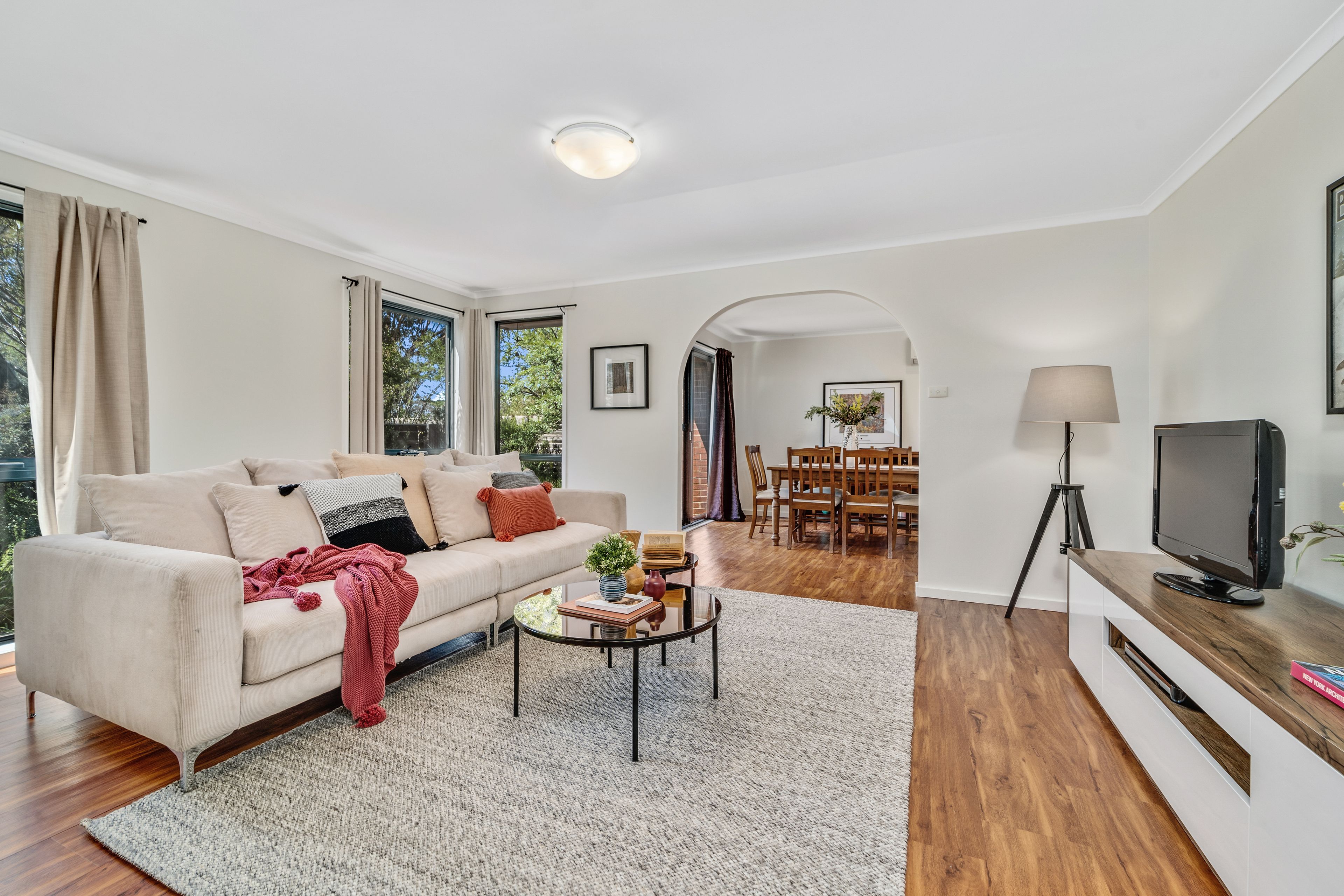 8 Vallance Place, Cook, ACT 2614