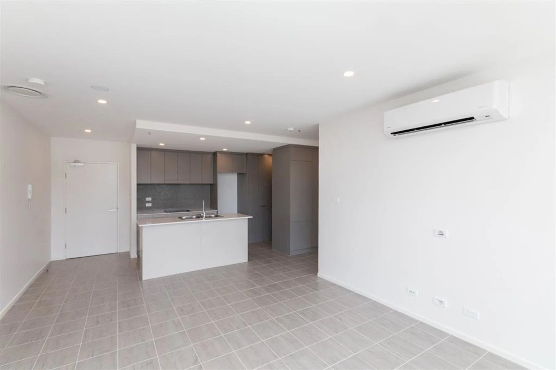 197/7 Irving Street, Phillip, ACT 2606