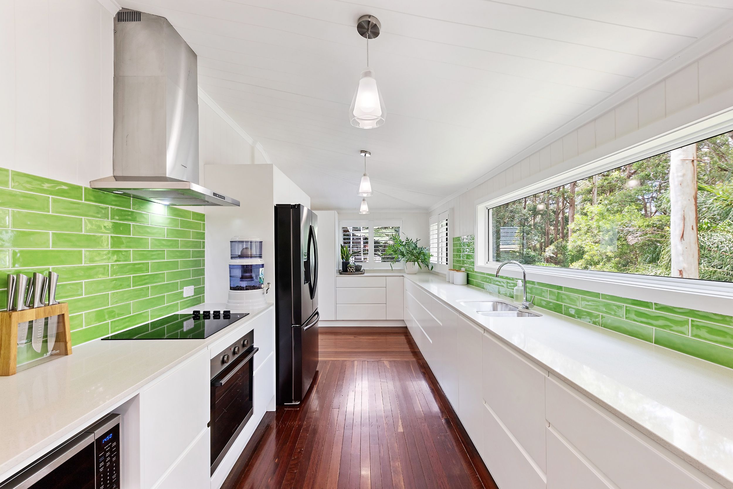 41 Kinabalu Drive, Tamborine Mountain, QLD 4272