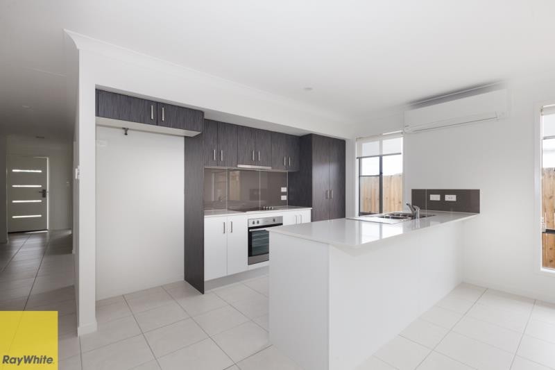 9 Paradise Street, Yarrabilba, QLD 4207