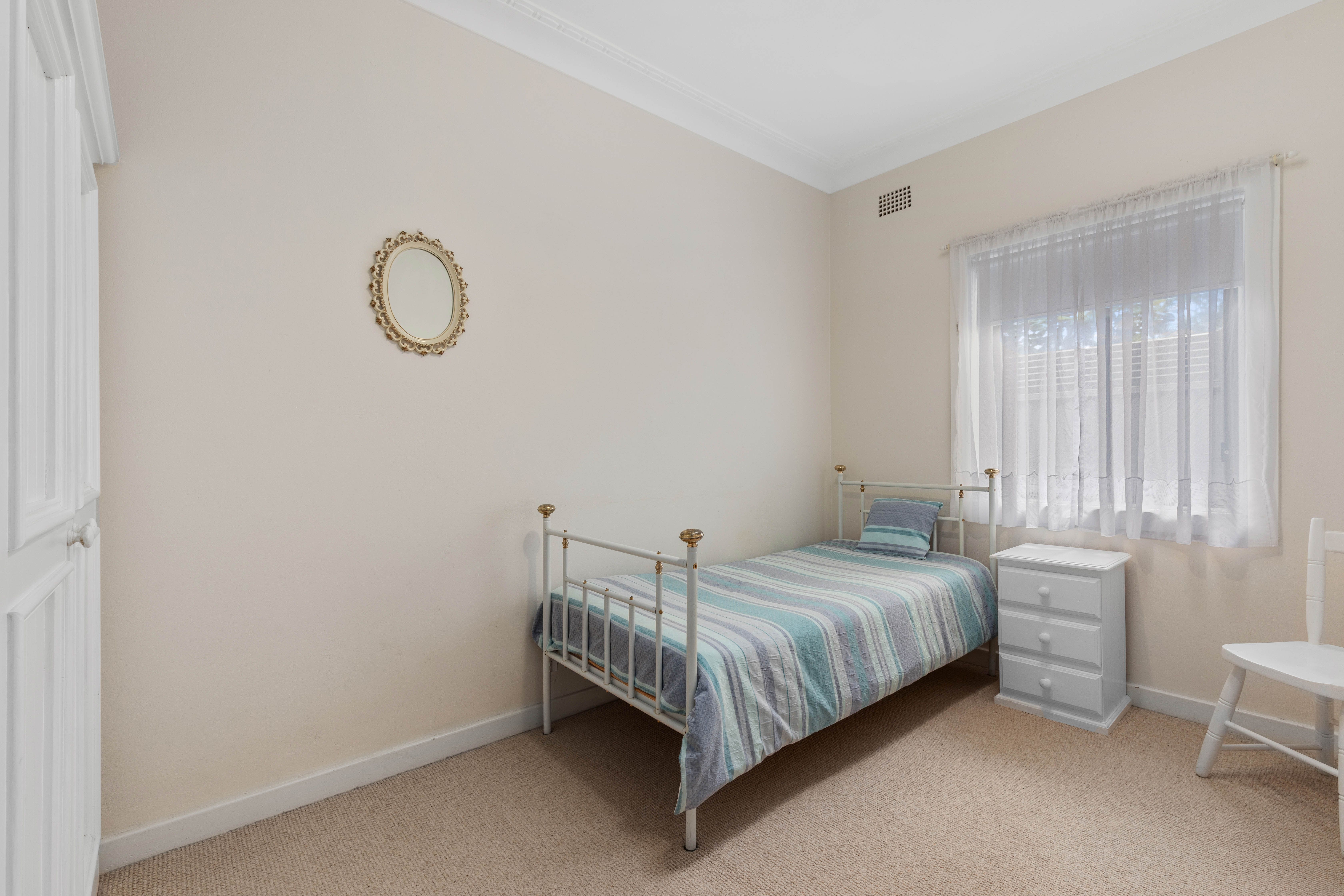 62 Rosa Street — photo 11 of 14