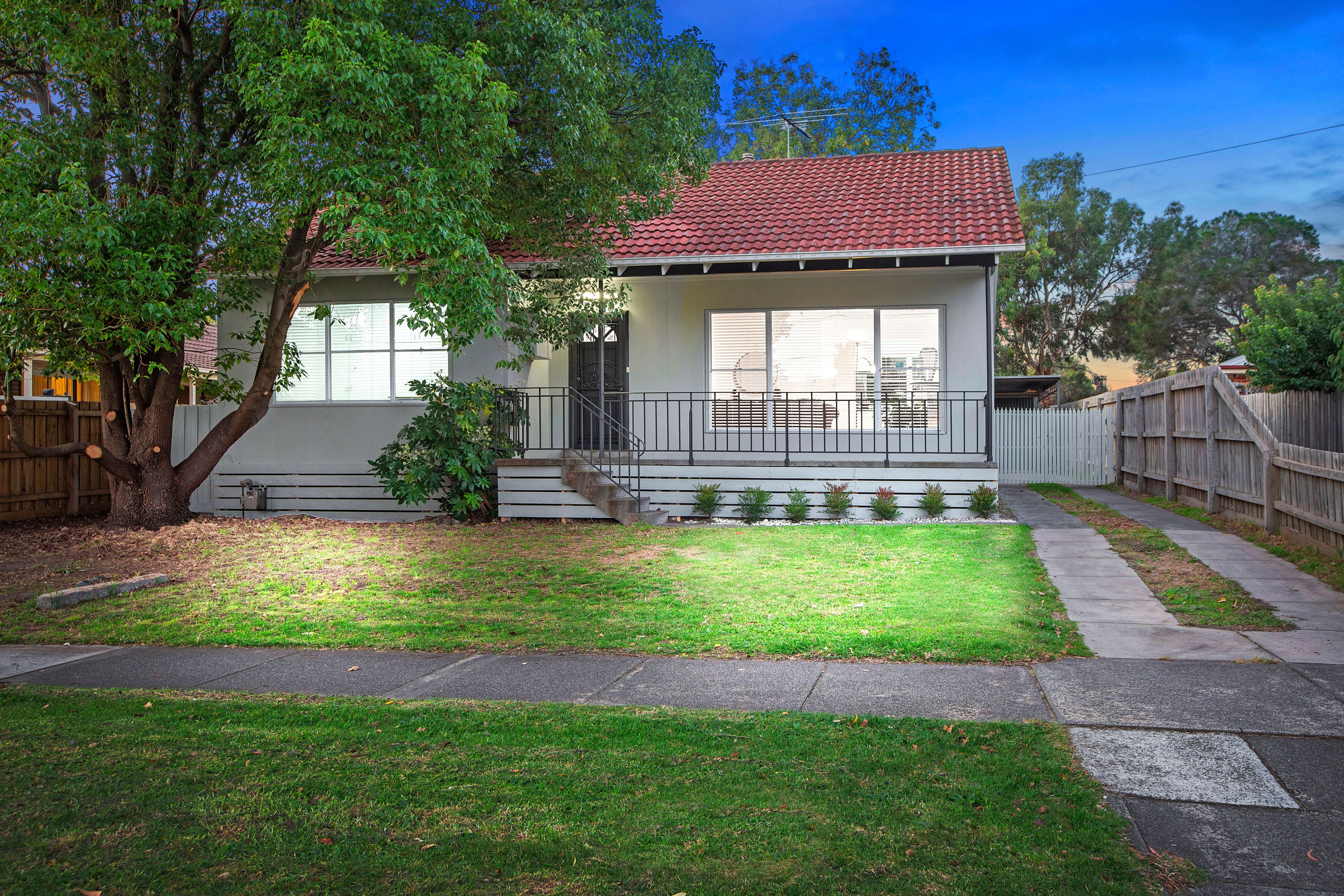 47 Forest Drive, Frankston North VIC 3200