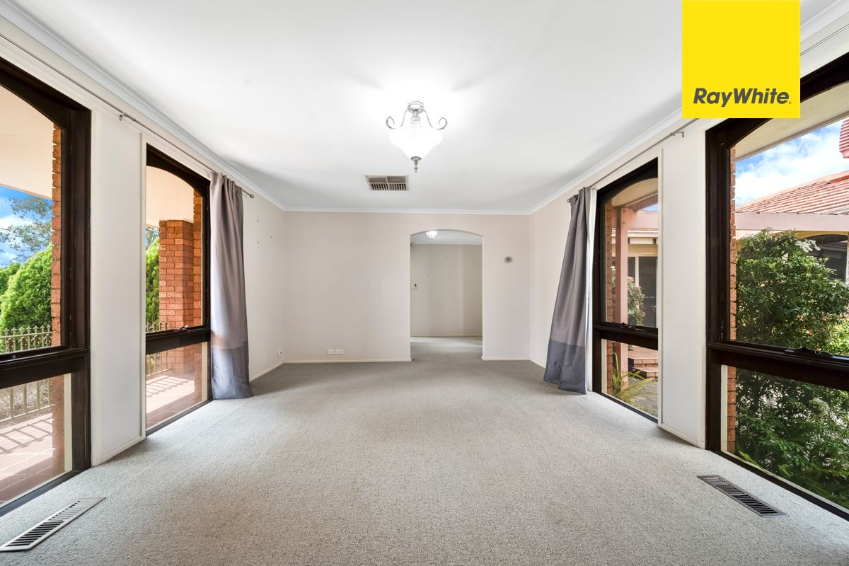 29 Belconnen Way, Weetangera, ACT 2614