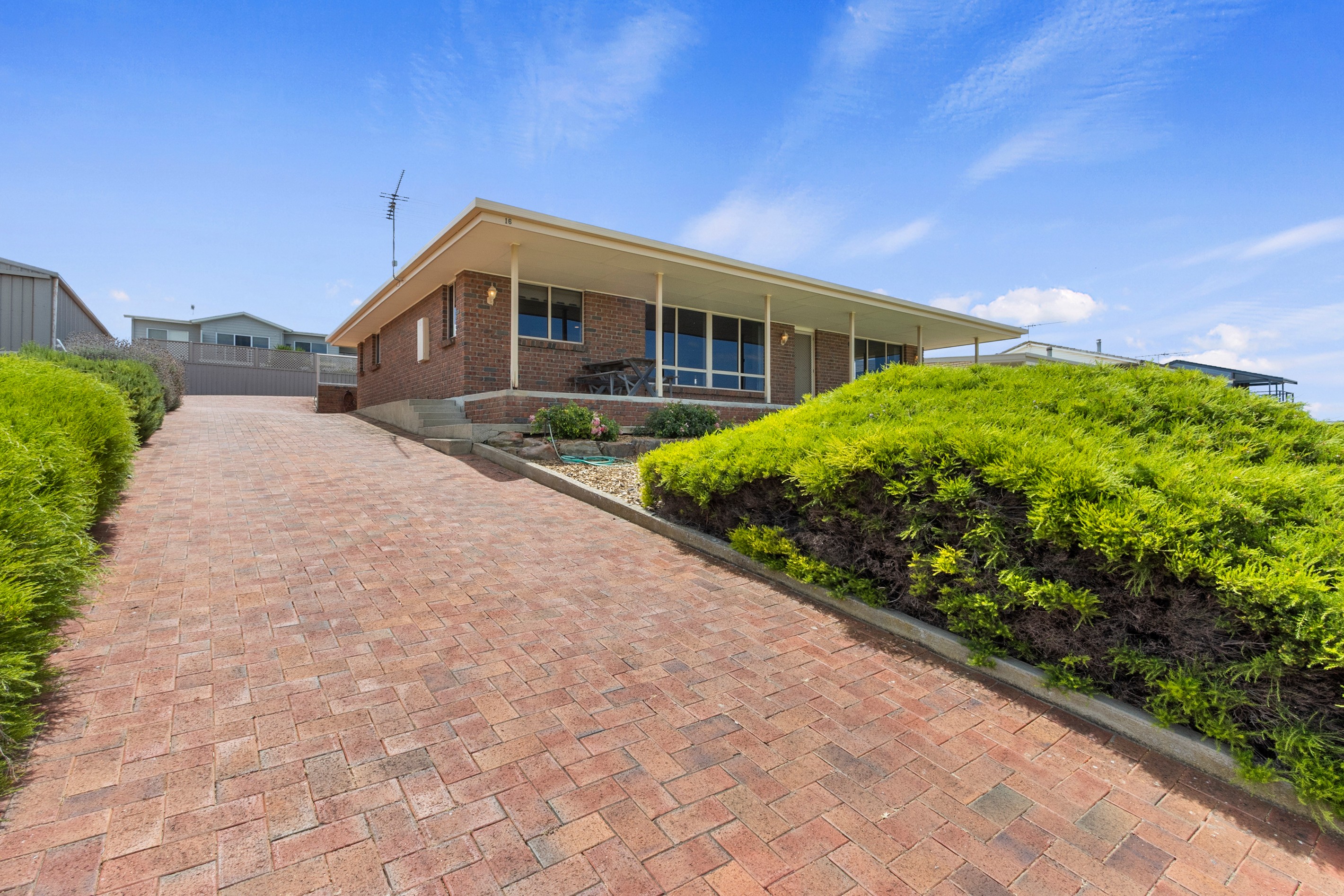 16 Esplanade, Point Turton, SA 5575