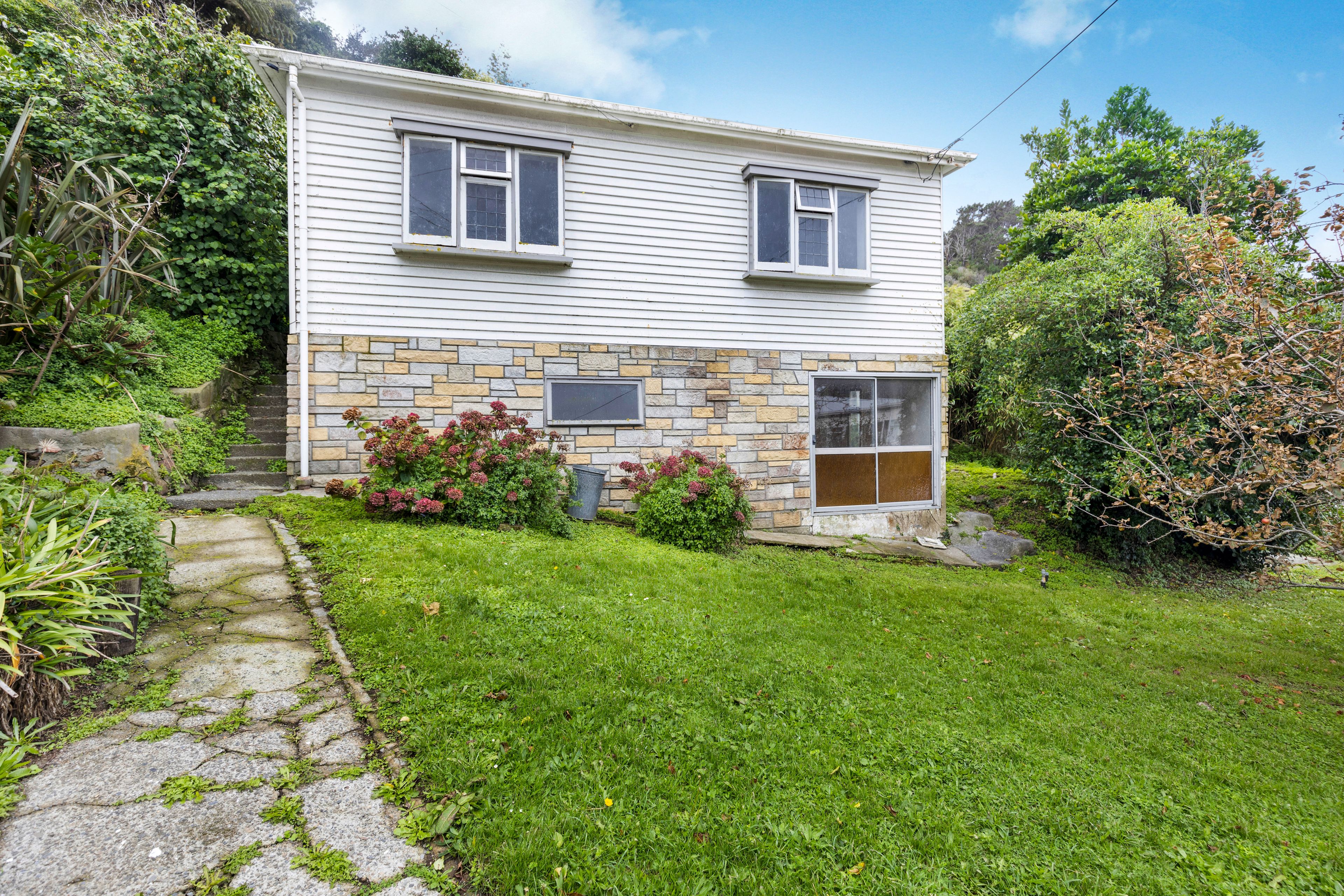 32C Ribble Street, Island Bay, Wellington City 6023 - Sold House - Ray ...