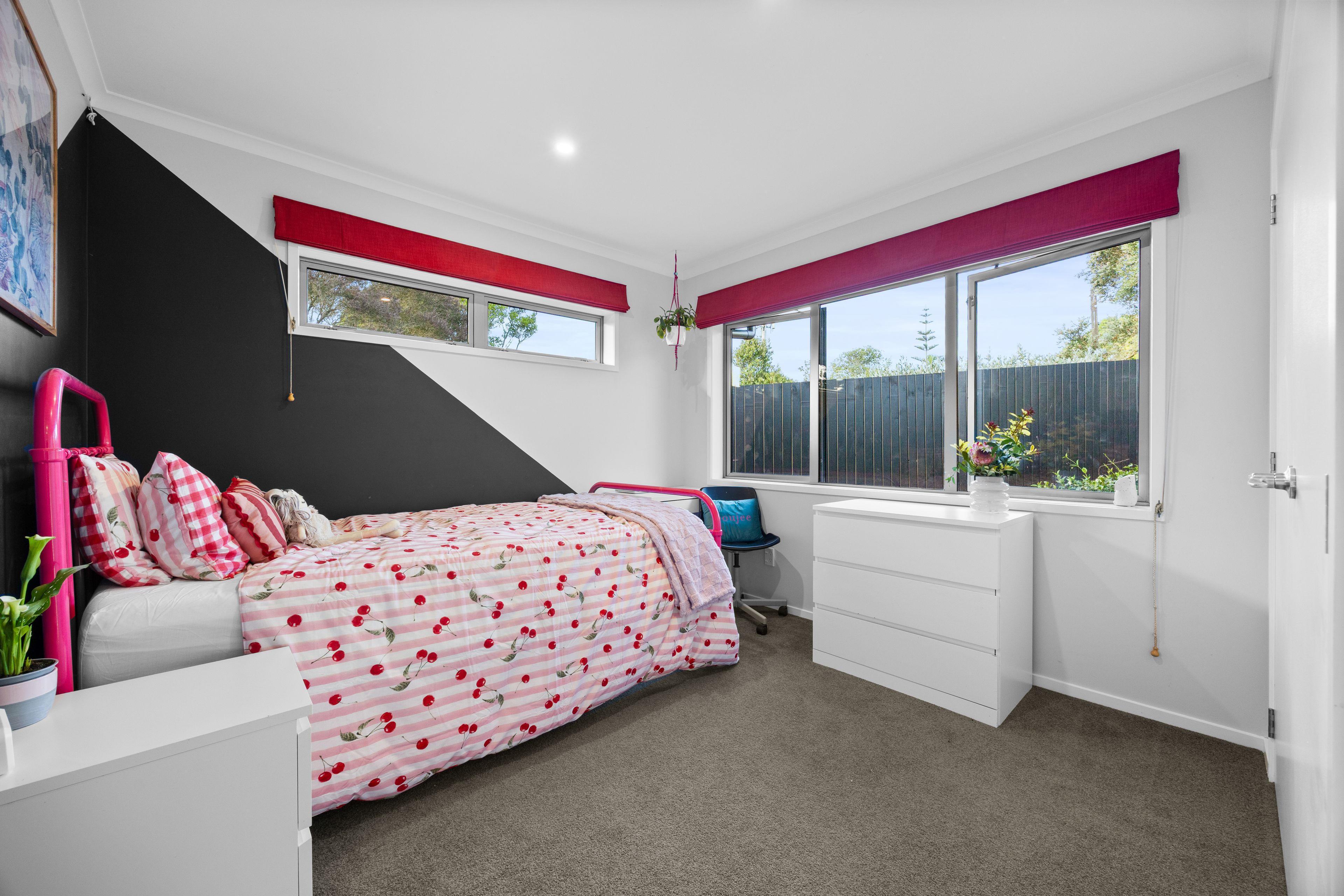 101 Waitakere Road, Waitakere, Waitakere City
