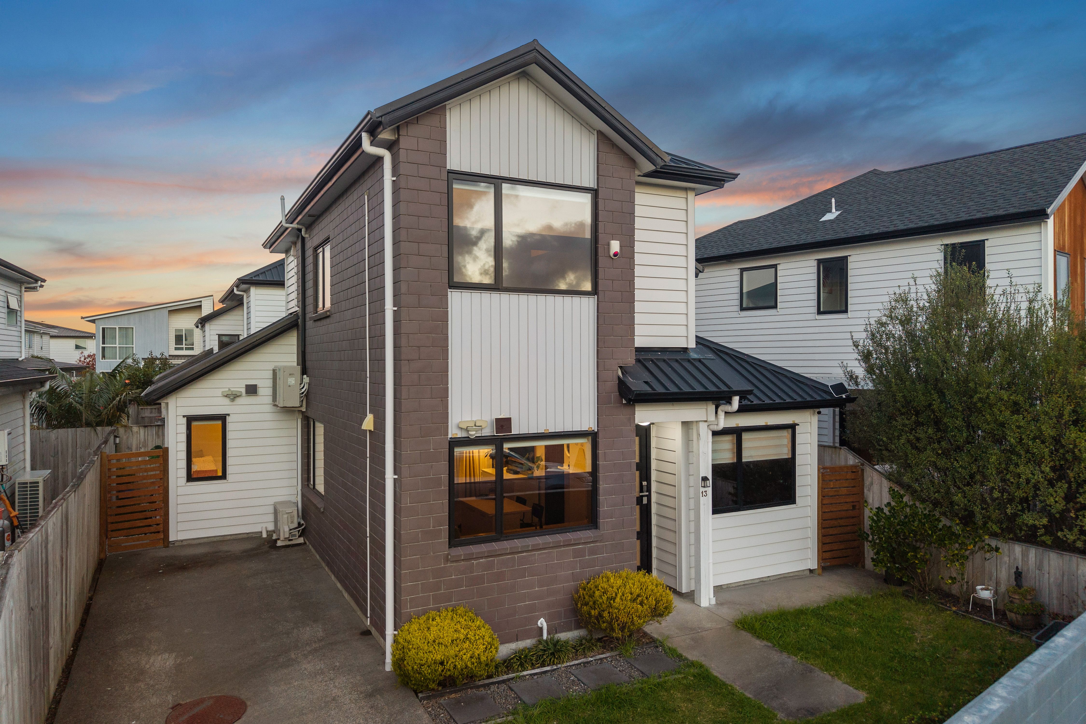 13 Kokowai Parade, Hobsonville, Waitakere City