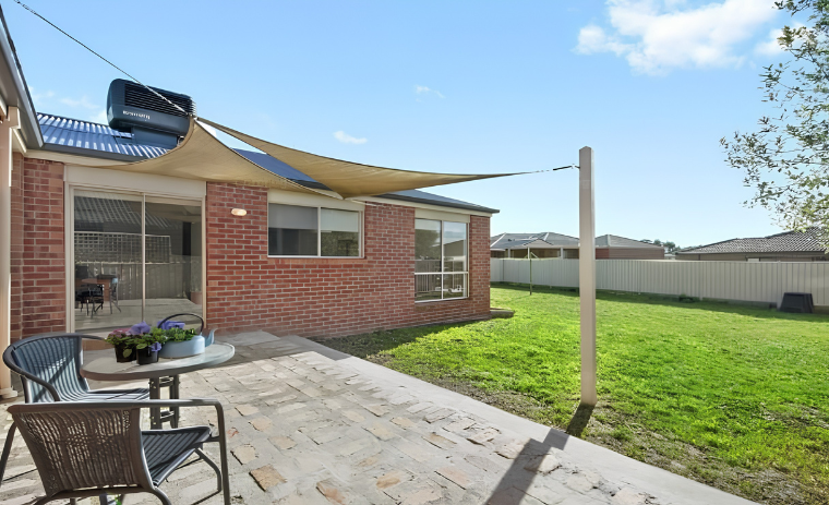 8 Eastview Court — photo 5 of 5