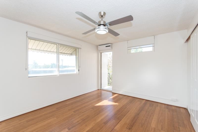 1/8 Explorer Street, Toowong, QLD 4066