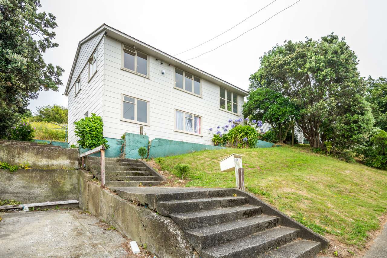 48 Gloucester Street, Cannons Creek, Porirua City Real Estate Ray