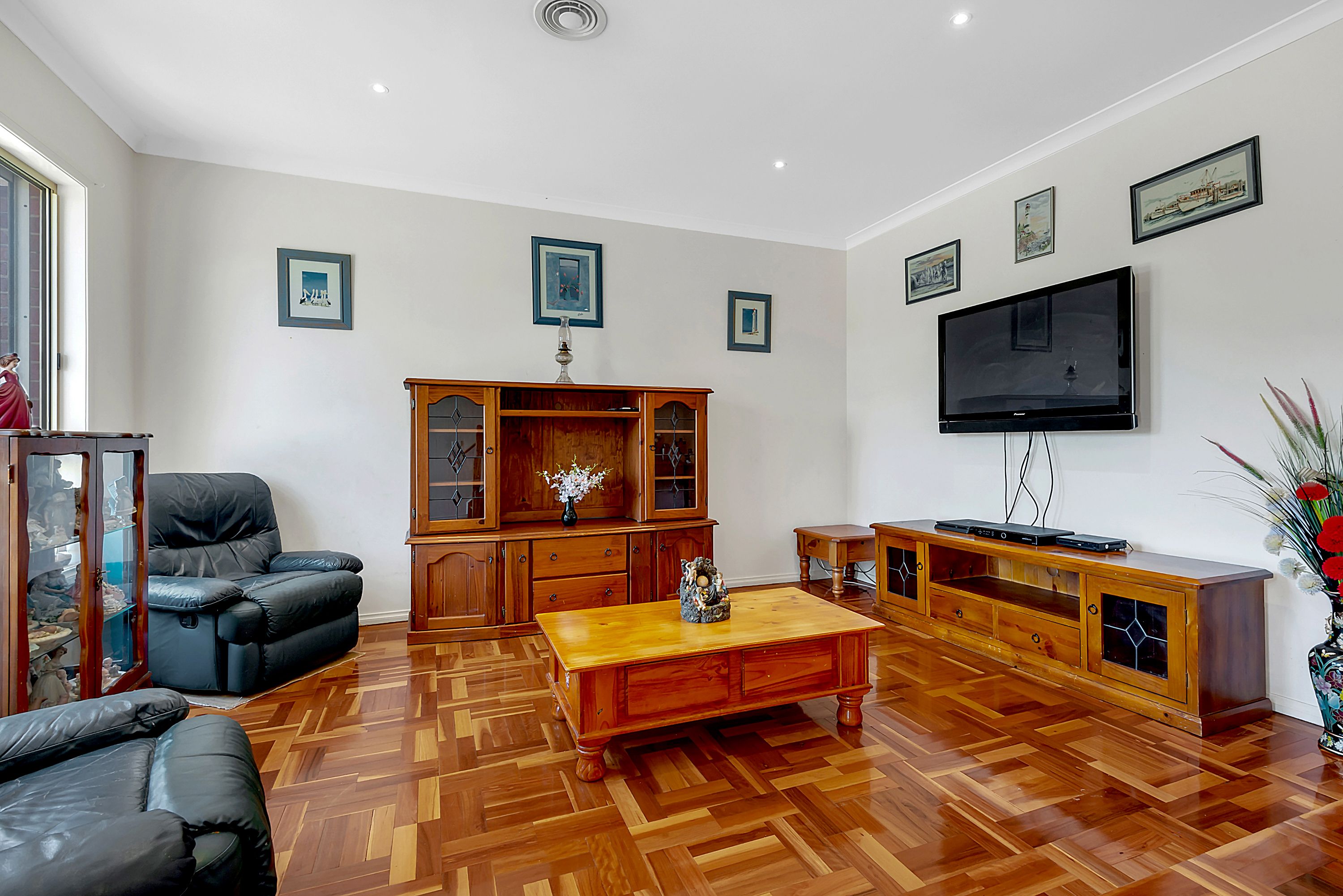2/1 Ellam Court, Meadow Heights, VIC 3048