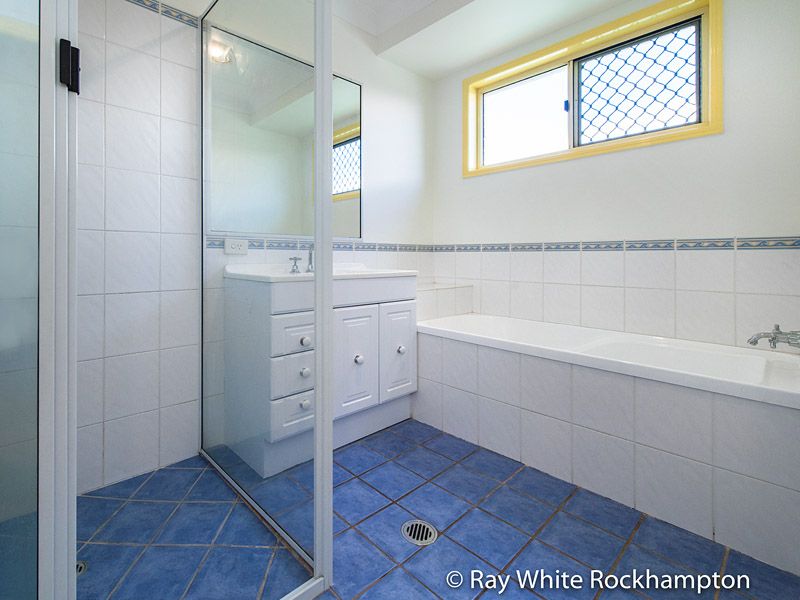 19 Bean Avenue, Parkhurst, QLD 4702