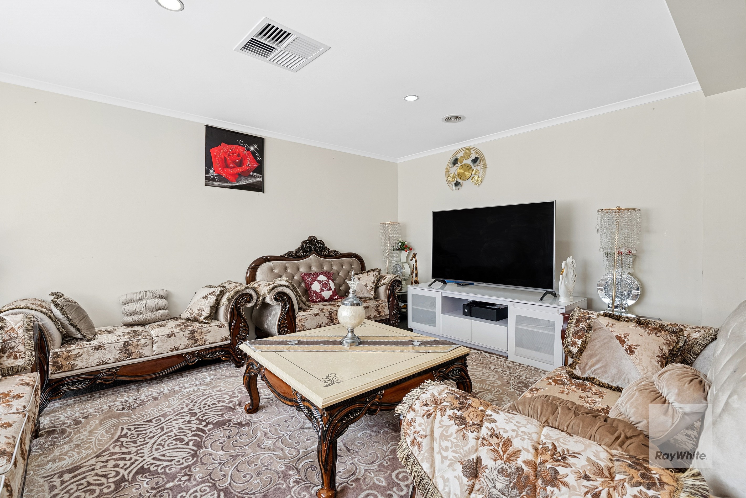 21 York Close, Taylors Hill, VIC 3037