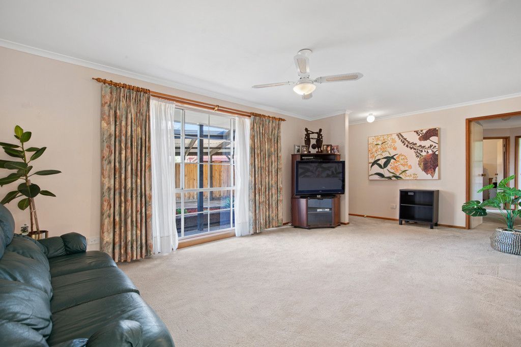 8 Woorite Place, Wyndham Vale, VIC 3024