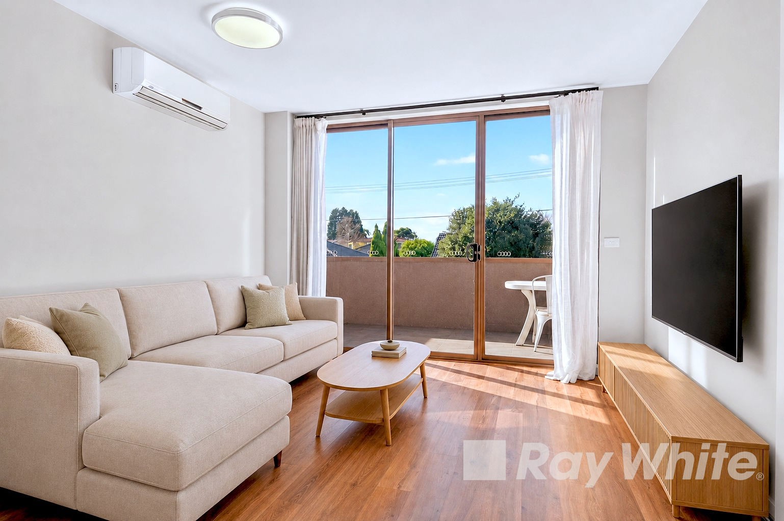 2/4 Gwenda Street, Dandenong, VIC 3175