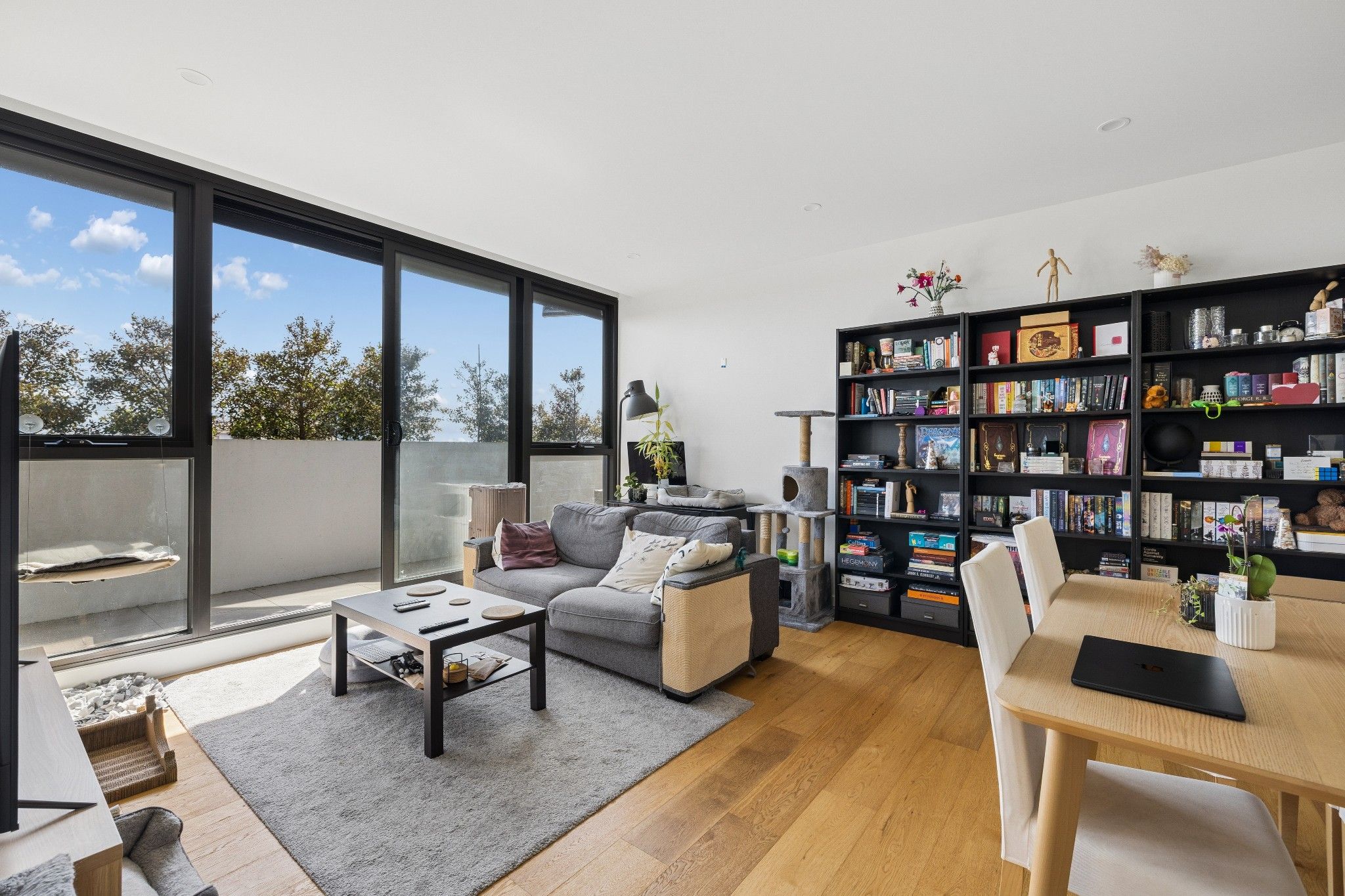 206/12 Camira Street — photo 12 of 27