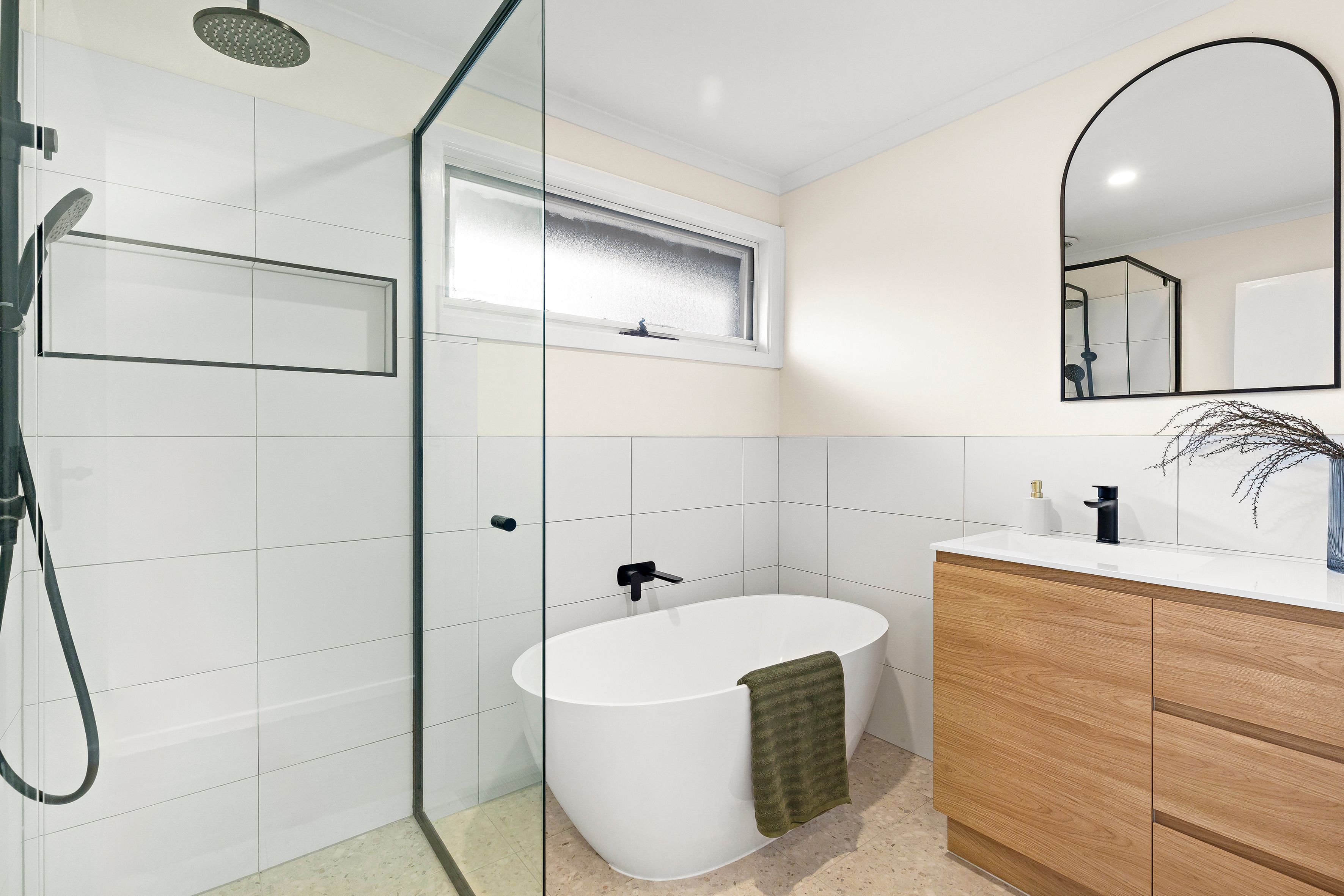 255 Elizabeth Drive — photo 10 of 13