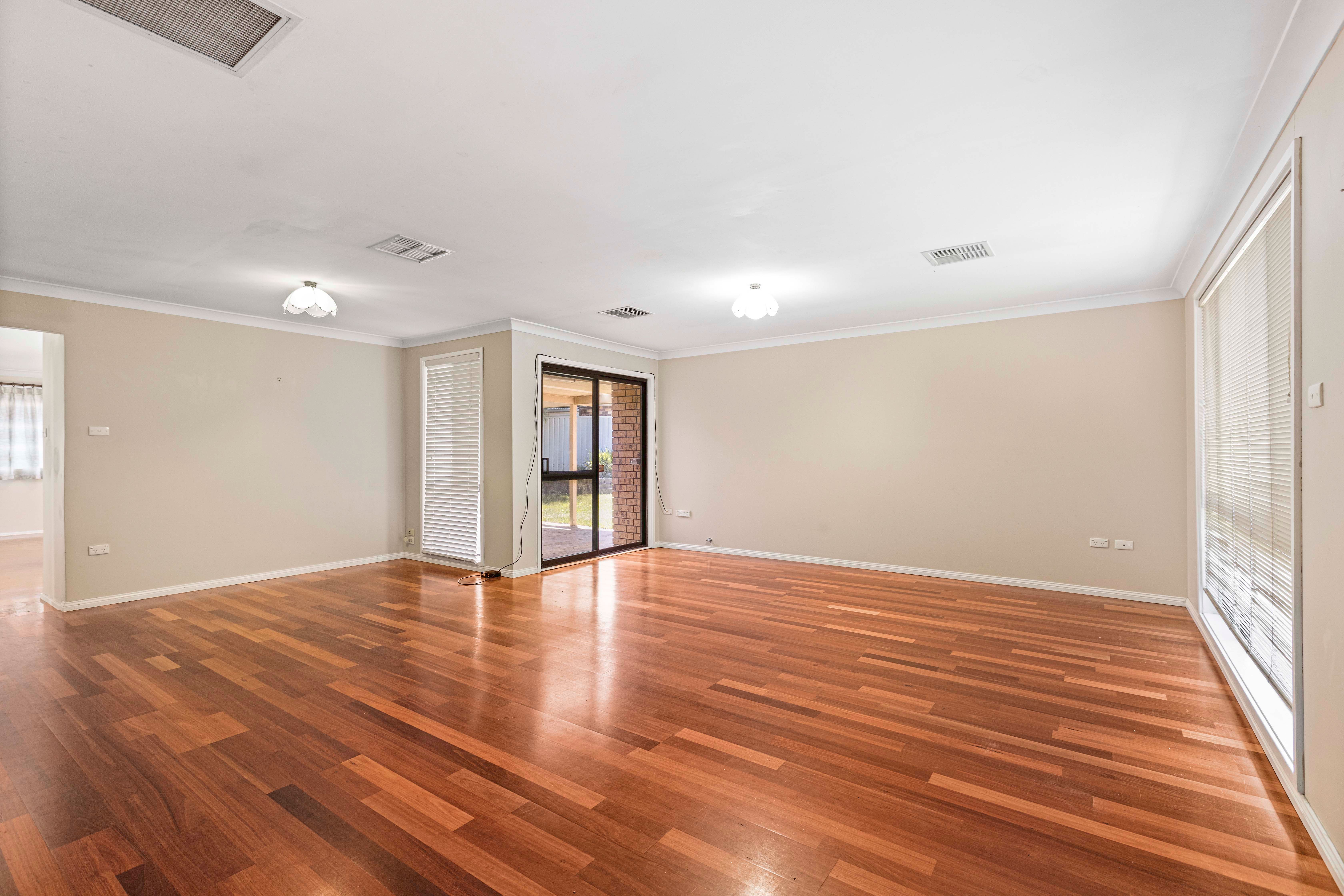 3 Pecos Close, St Clair, NSW