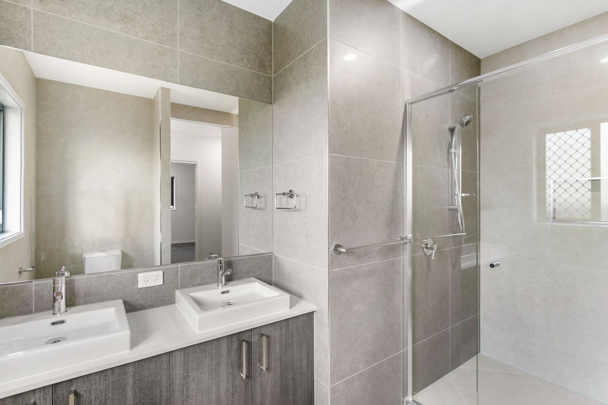 24 Stafford Street — photo 6 of 11