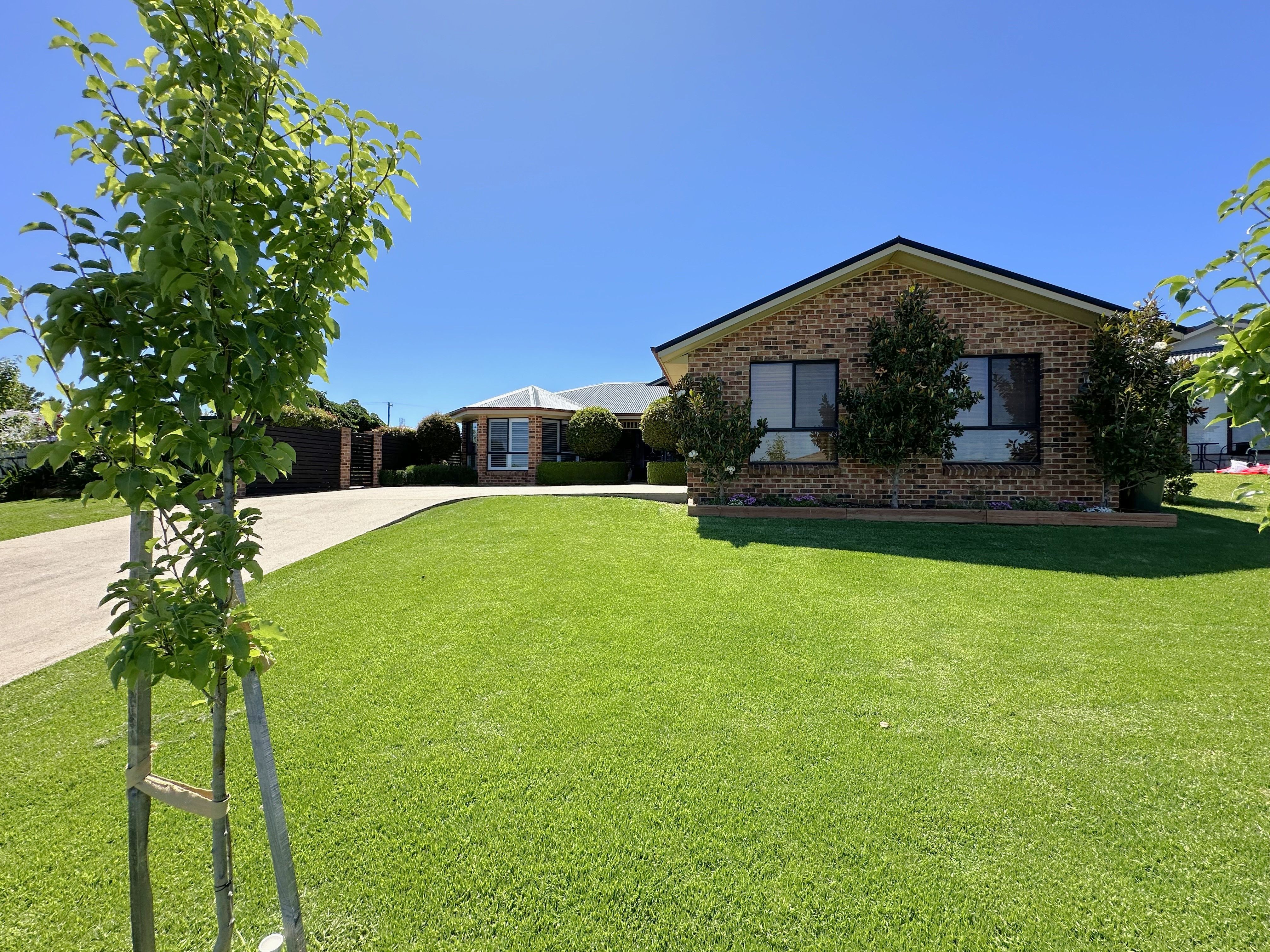 3 Gold Court, Young, NSW 2594